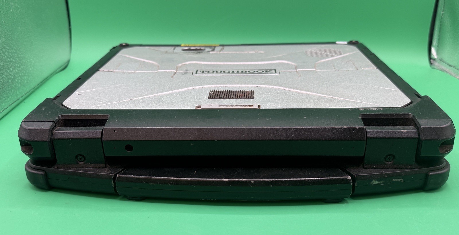 Panasonic Toughbook CF-33 12″ Touch i5-7300U 2.60GHz 16GB RAM NO DRIVE W/battery