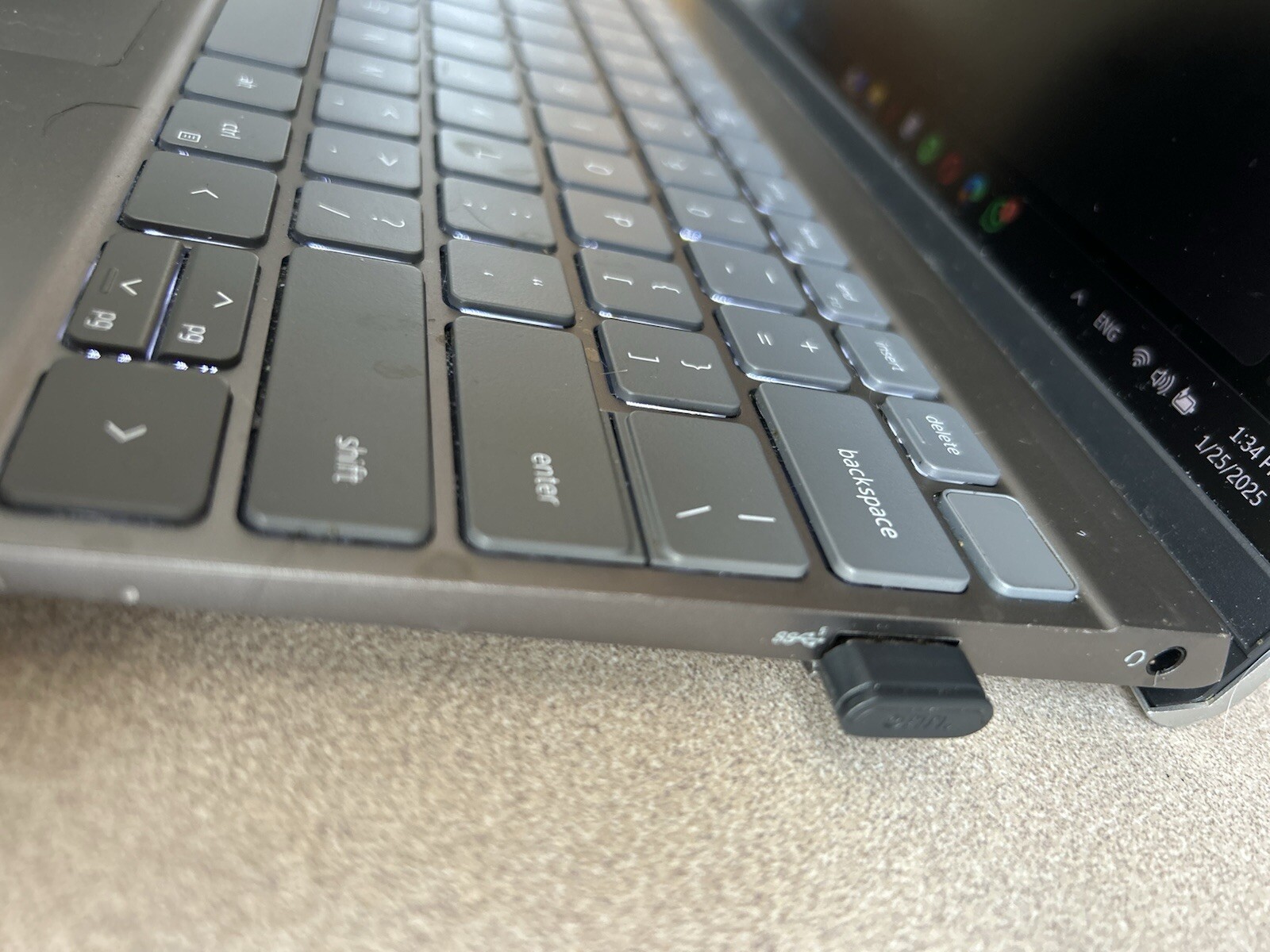Laptop WITH TIKTOK. DELL 2022 Inspiron 5310 13.3″, Intel Core i5, Windows 11