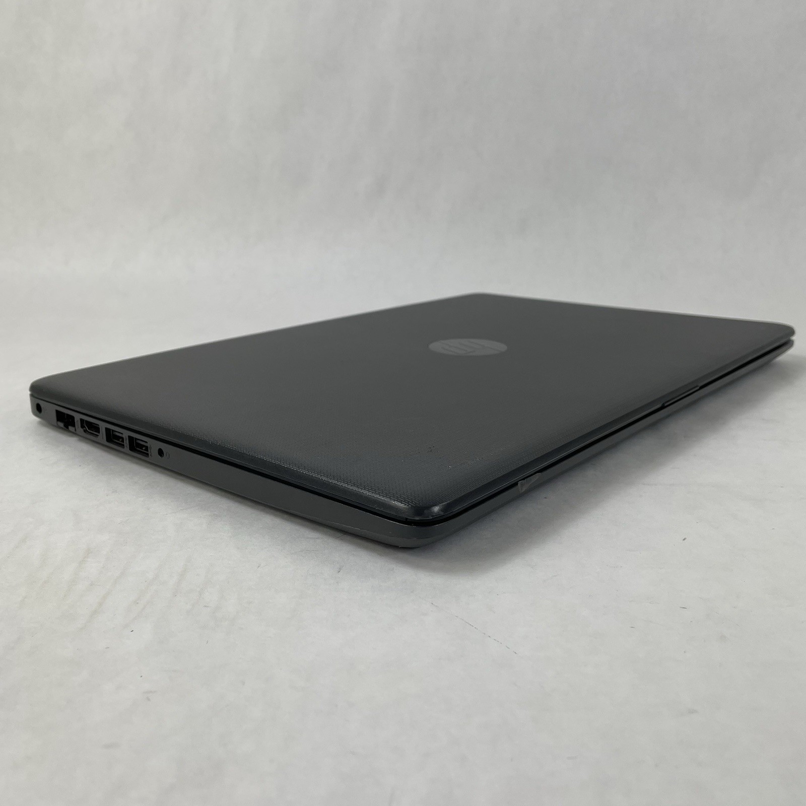 HP 255 G7 15.6″ Ryzen 3 2200U 2.50 GHz 8 GB RAM No SSD/OS/AC – READ