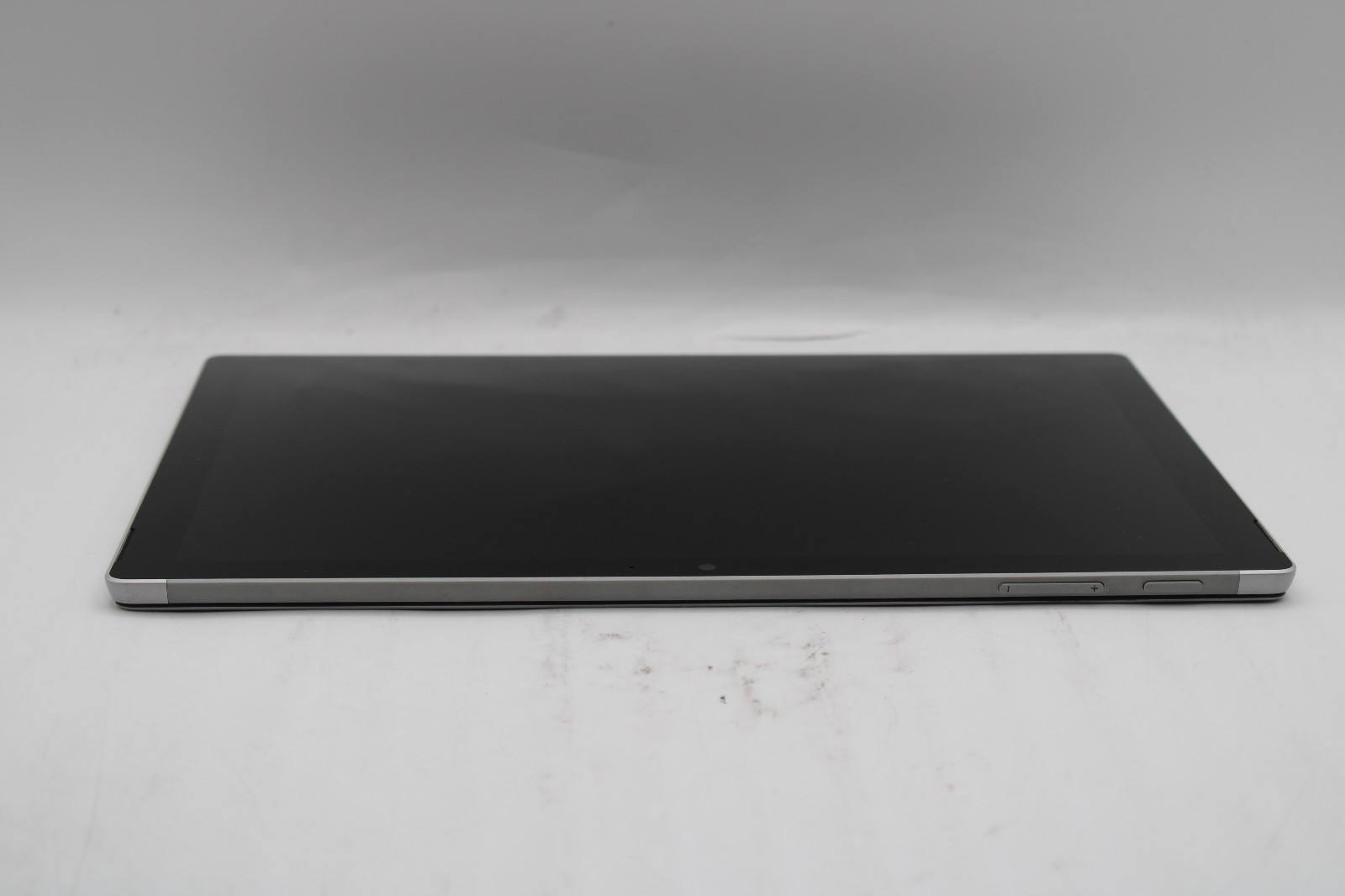 Microsoft Surface Pro 5 1796 i5-7300U @ 2.6 GHz 8GB RAM 256GB SSD No OS