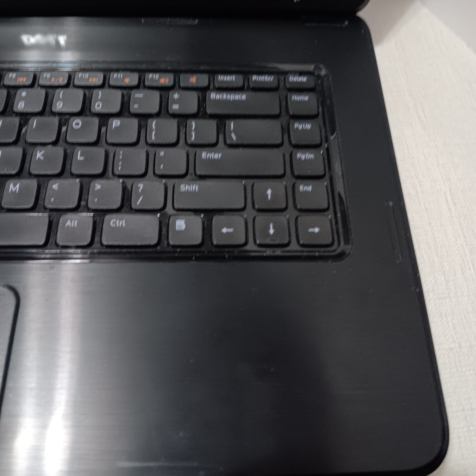 Dell Inspiron N5040 15.6″ Laptop i3-380M 2.53GHz 3GB RAM Charger-No OS/Battery