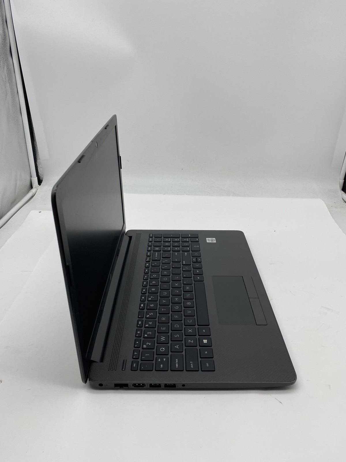 HP Notebook 250 G7 Laptop Intel Core i5 1035G1 1GHz 8GB RAM – No HDD
