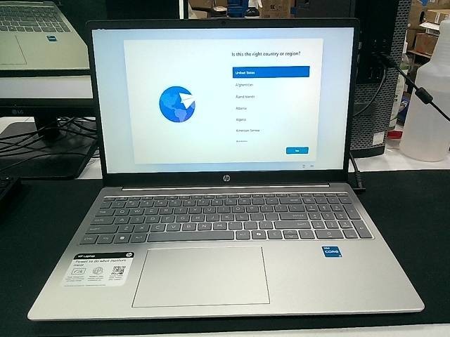HP 15.6″ Touch Laptop, Intel Core i3, 16GB RAM + 512GB SSD, Windows 11 Pro
