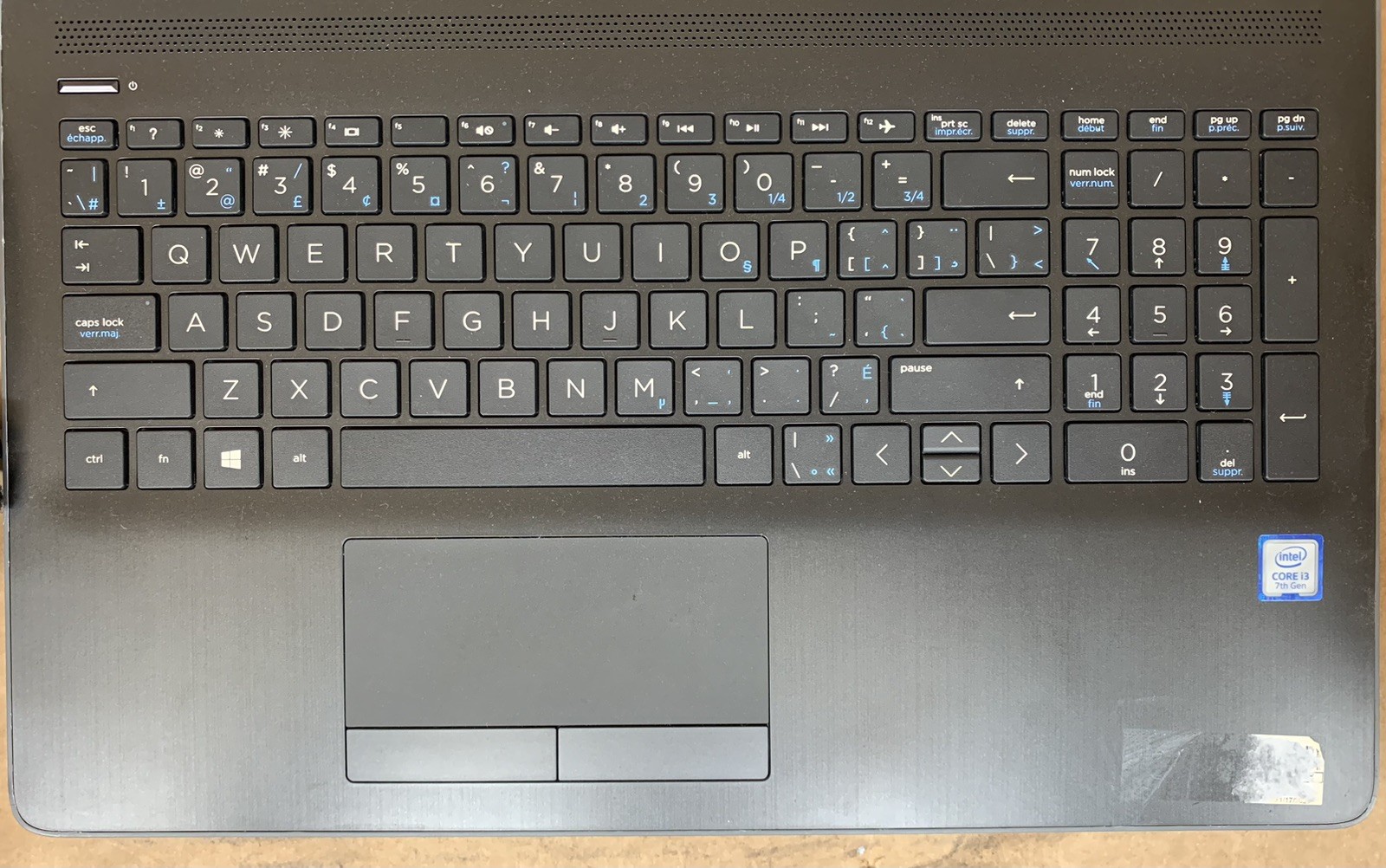 HP Laptop 15-da0xxx 15 Intel Core i3-7200U@2.30GHz 8GB RAM 256GB SSD WIN 10P
