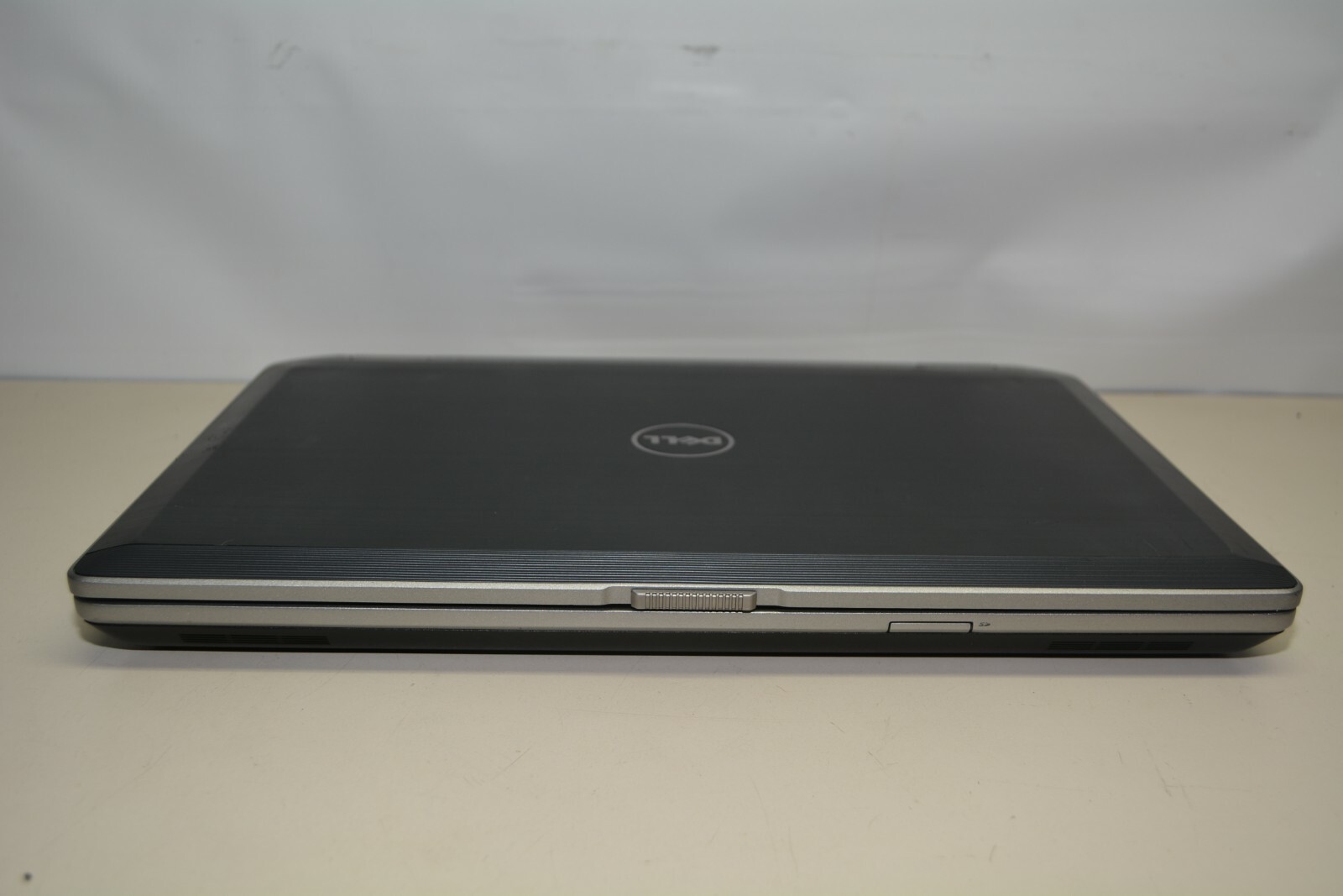 Dell Latitude E6520 Intel Core i7-2620M 2.70GHZ 8GB Ram No HD #L204