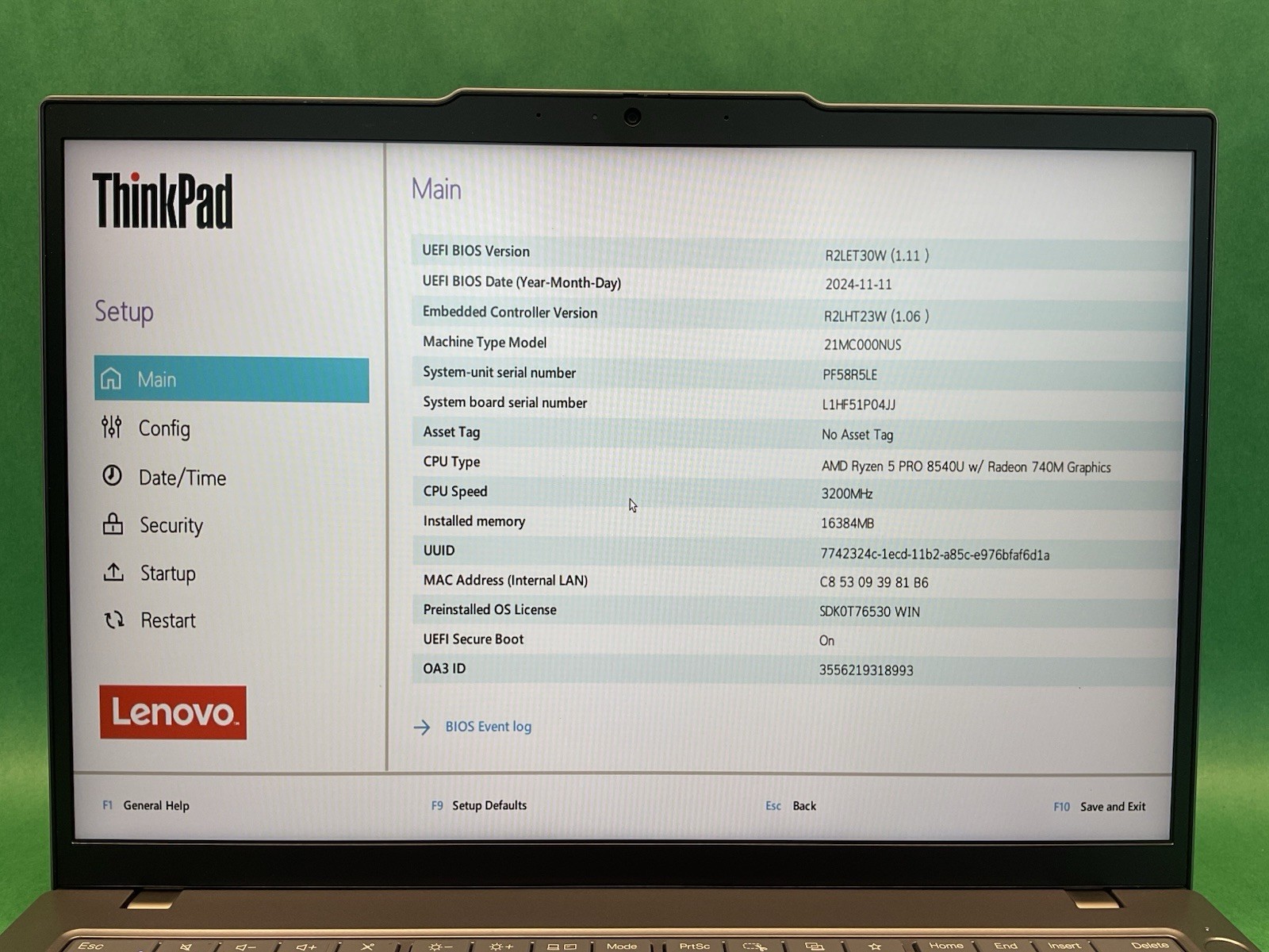 Lenovo ThinkPad T14 Gen 5 14″ – Powers On – NO HARD DRIVE- Untested