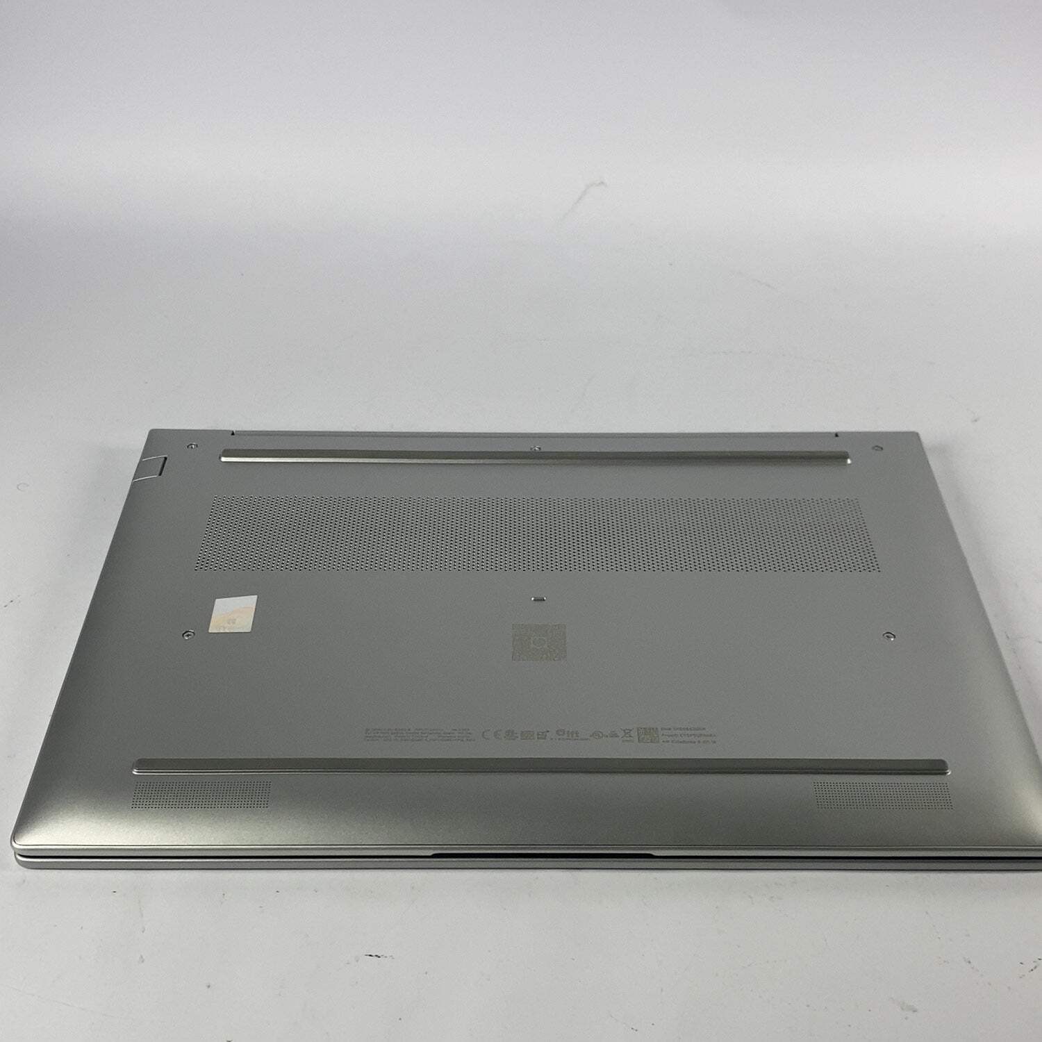 HP EliteBook 6 G1i 14″ Core Ultra 5 235U 2.0GHz 16GB RAM 256GB SSD