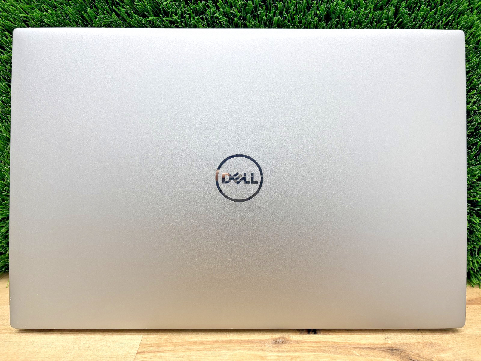 Dell Precision 5550 Intel i9-10th Gen 2.40GHz 16GB RAM 256GB SSD Windows 11 Pro*