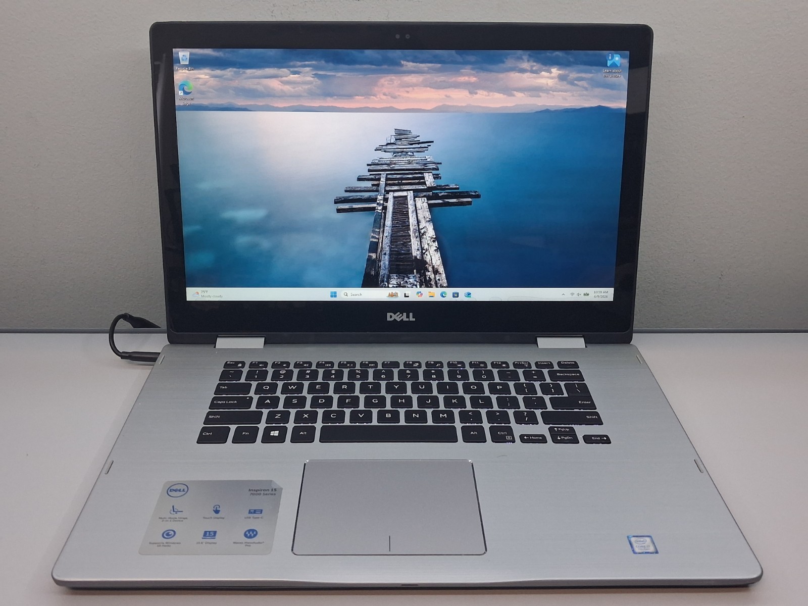 Dell Inspiron 7579 15.6″ FHD 2-in-1 i7-7500U 2.7GHz 8GB RAM 512GB M.2 W11H READ