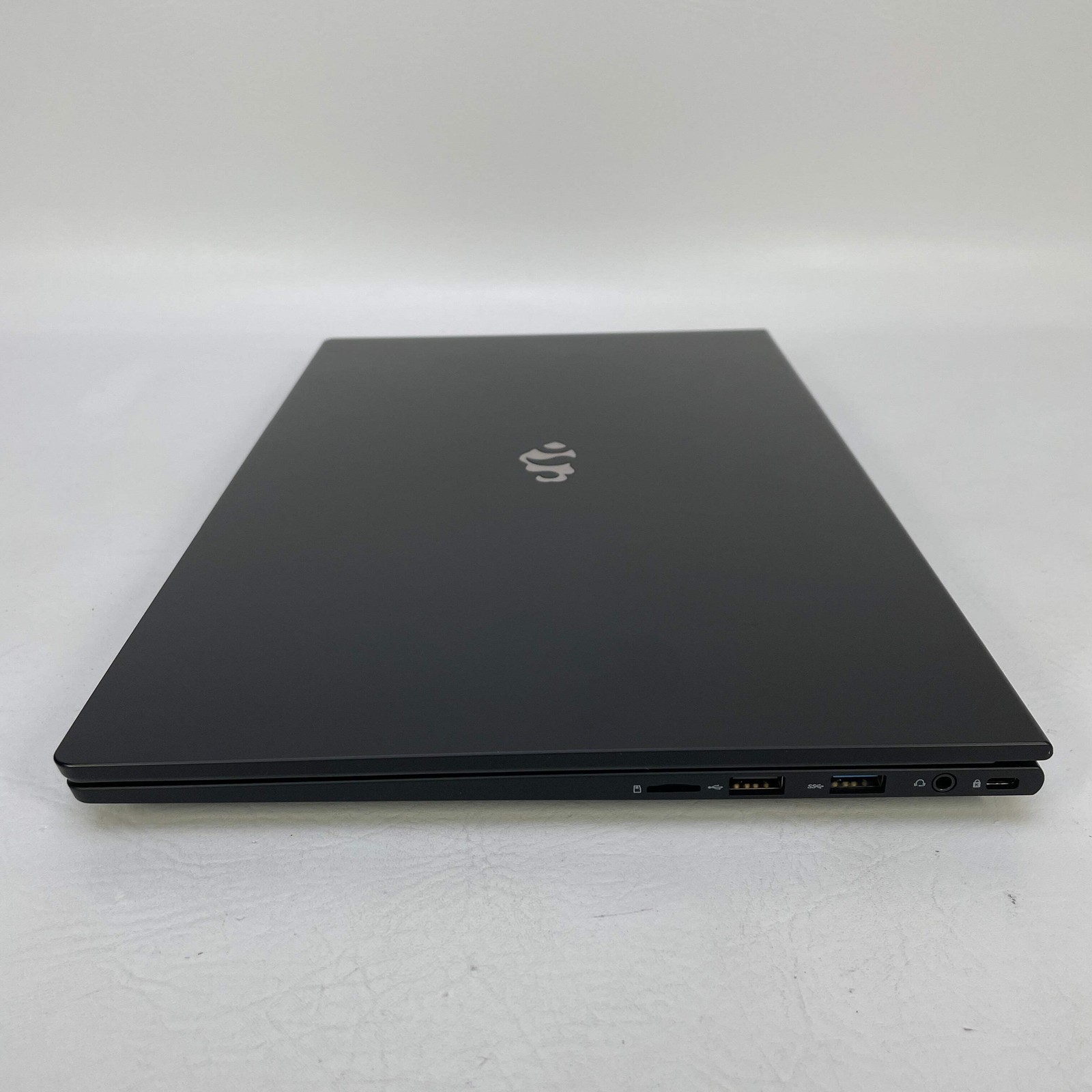 Nimo N153 GIM8IJL 15.6″ Ryzen 5 6600H 3.3GHz 16GB RAM 512GB SSD