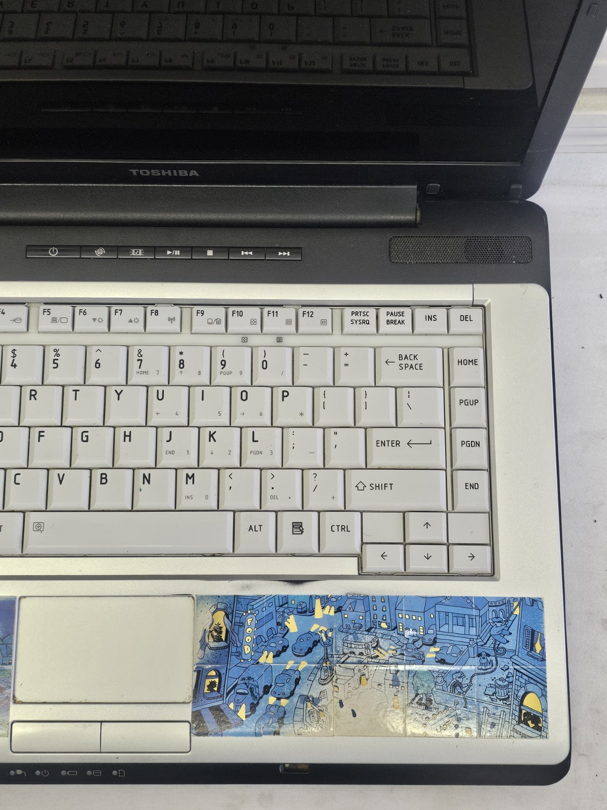 Toshiba Satellite A215-S7433 Laptop – AMD Athlon 64X2 – 2GB RAM – BAD BATT READ