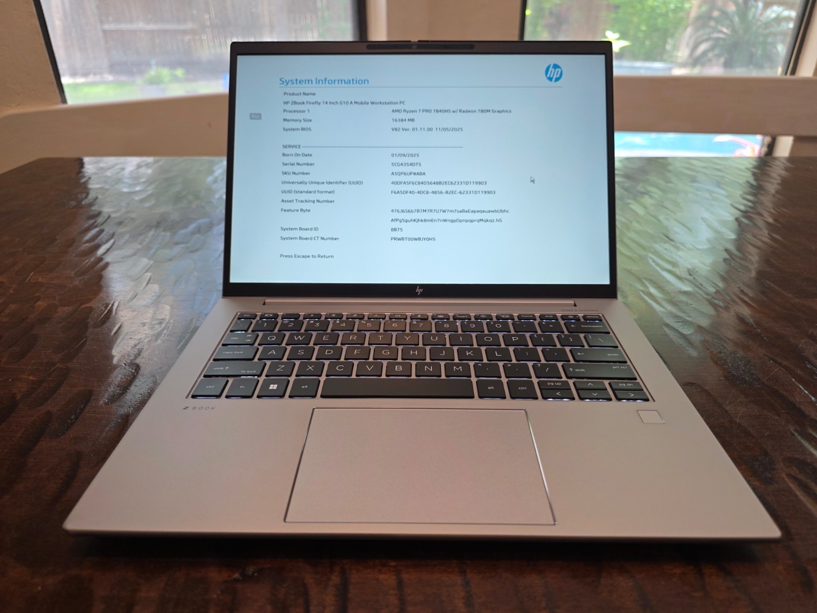 HP ZBook Firefly 14 G10 A – 14″ FHD+ Touch, Ryzen 7 PRO 7840HS, 16GB RAM, 512GB