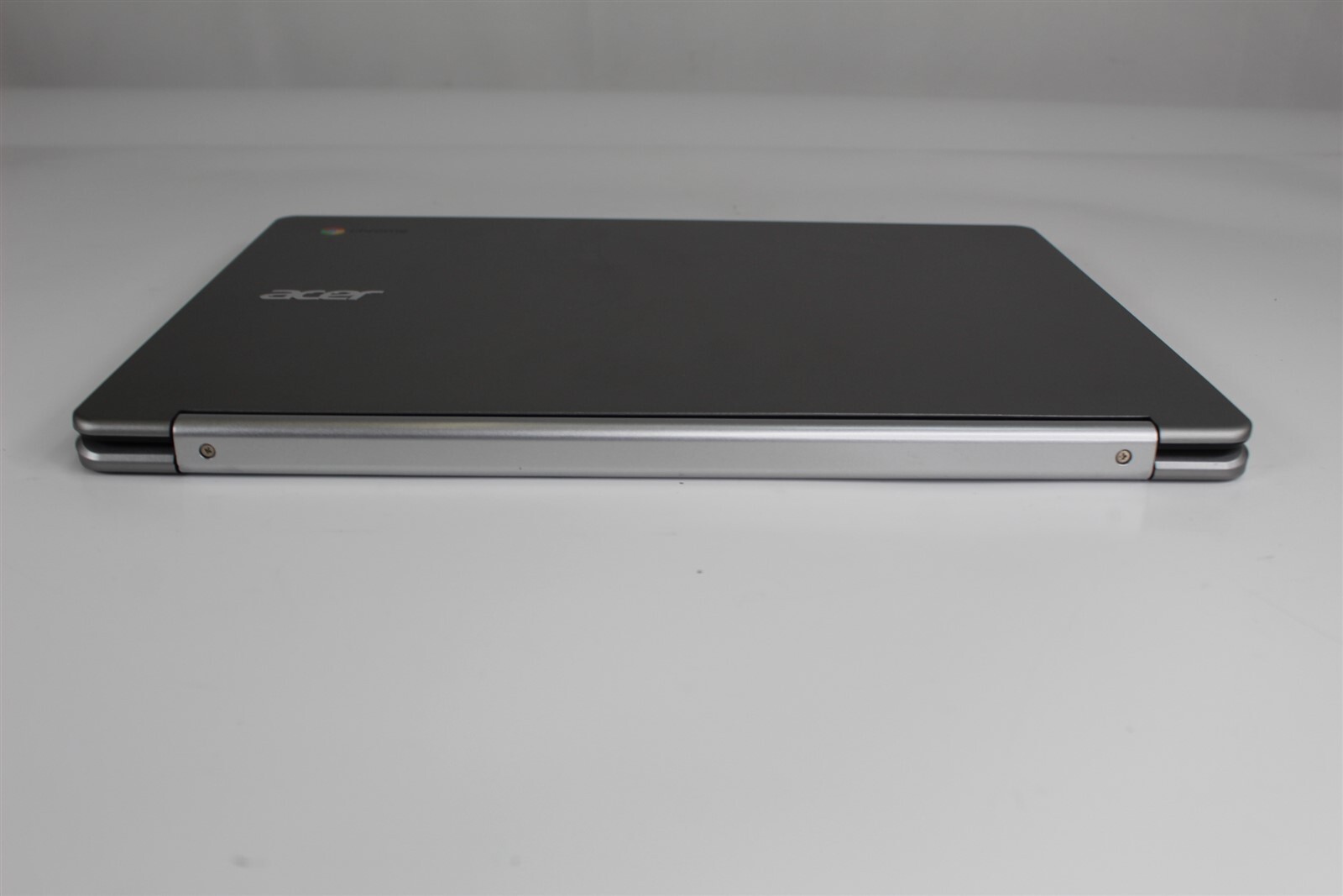 Acer R13 2-in-1 Chromebook 13″ Touch 4-Core 4GB RAM 32GB eMMC CB5-312T-K6TF