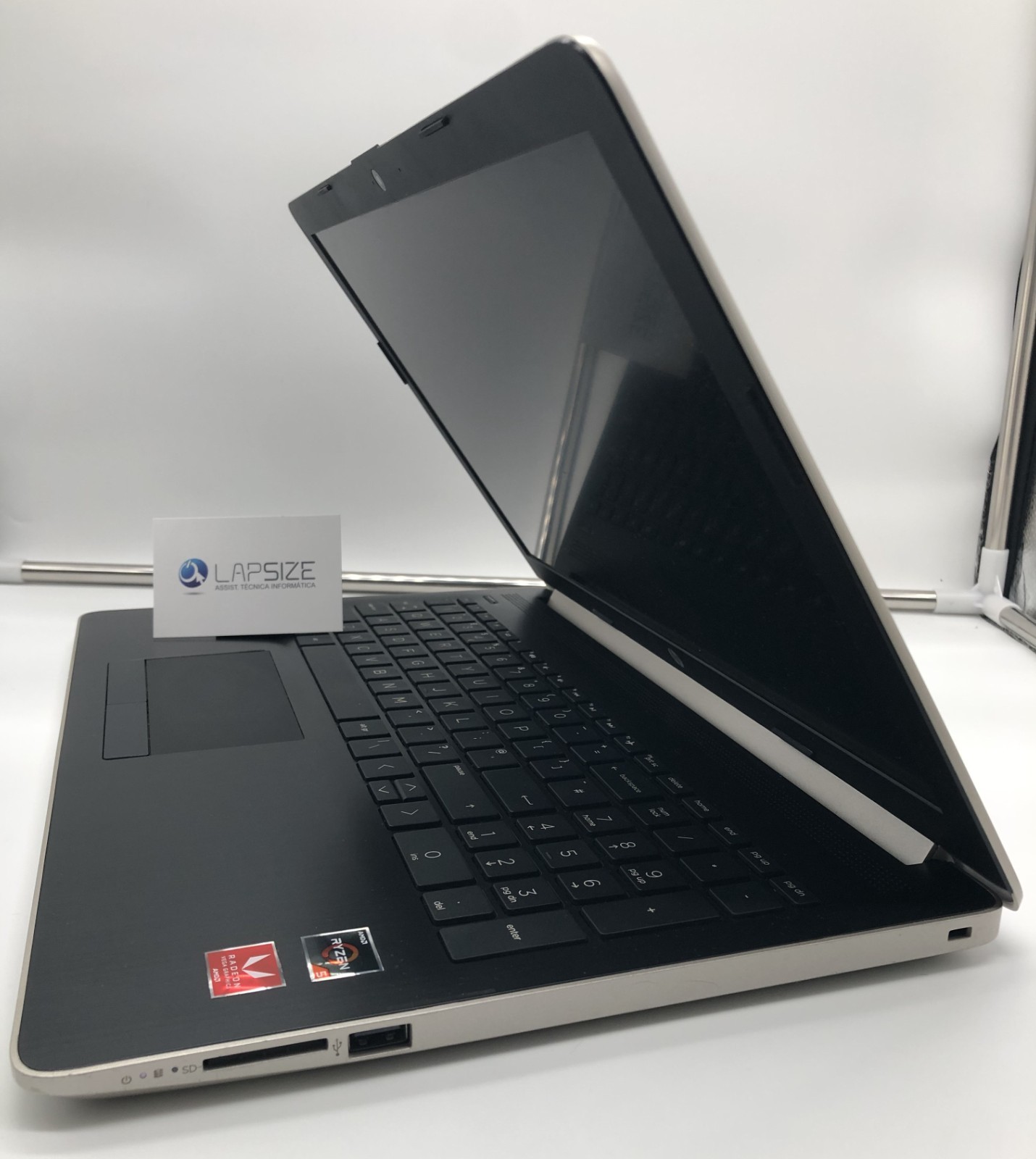 HP 15-db0996na | AMD Ryzen 5 2Ghz 8GB SSD 128GB 15.6