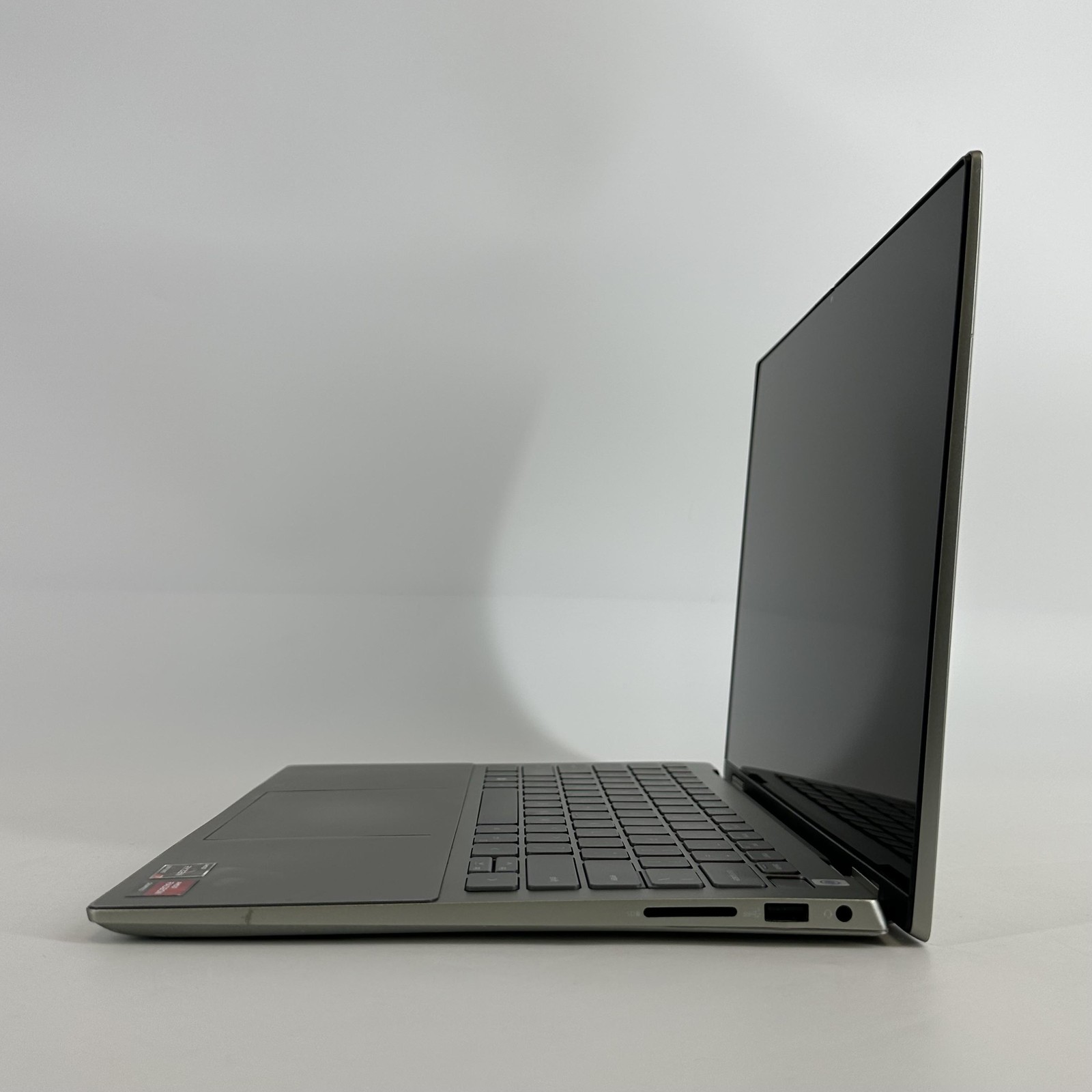 Dell Inspiron 7425 2-in-1 14 FHD+ TOUCH Ryzen 7 5825U 16GB 512GB MUFFLED SPEAKER
