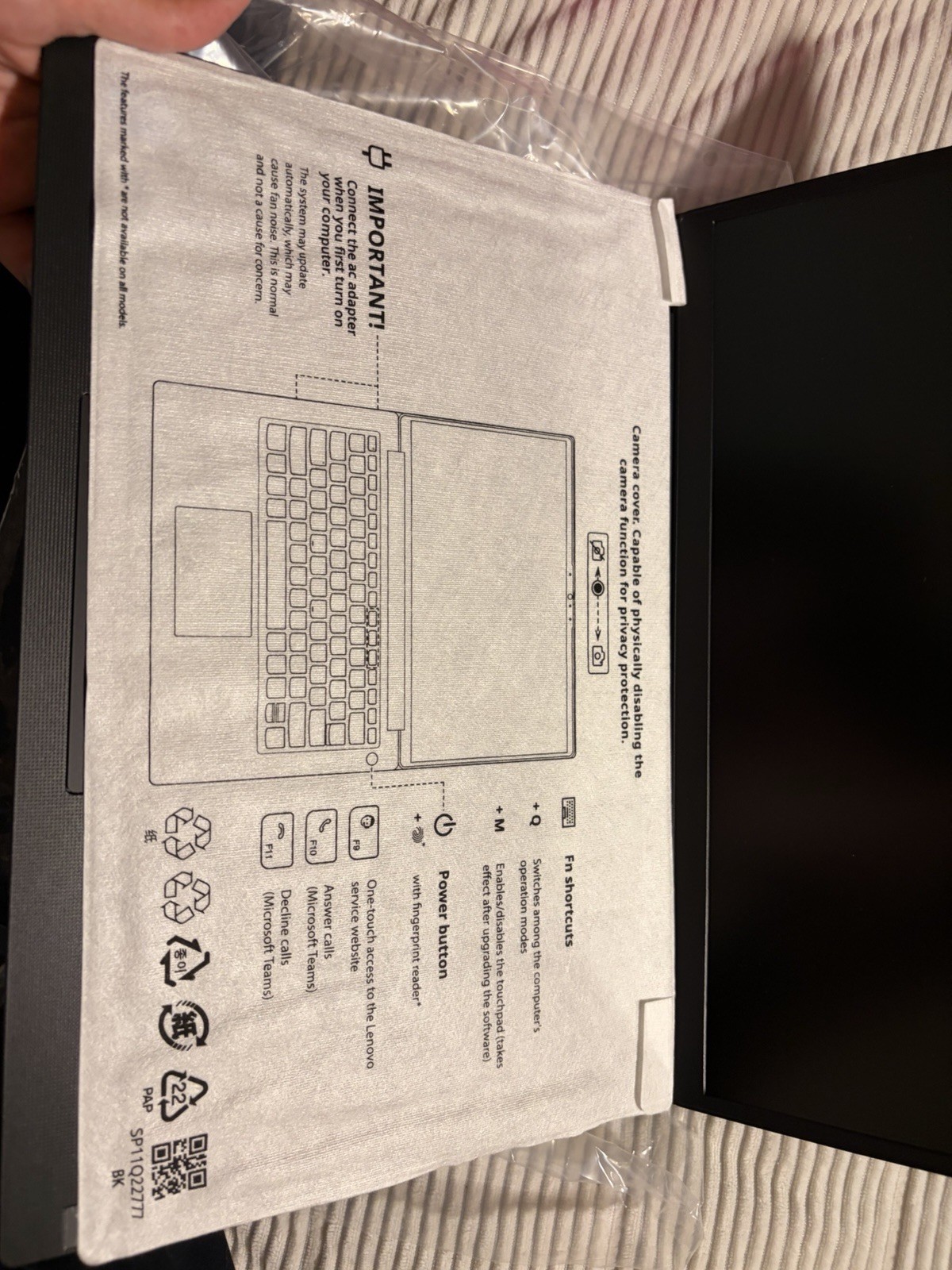 Lenovo V14 G5 IRL 14″ Intel Core i5 Windows 11 Home Gray Laptop w/Charger