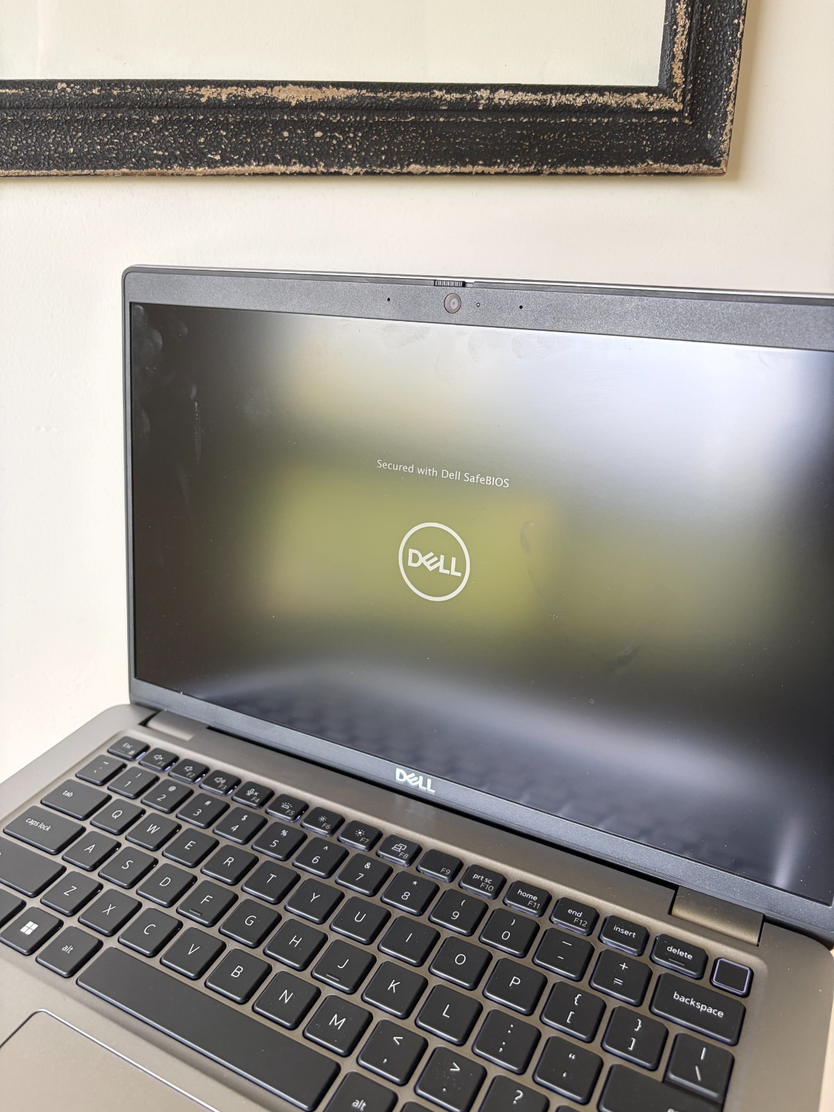 Grey Dell Precision 3490 18DBWH3 Intel Ultra 7 155H 114″, FHD 1920×1080 512GB