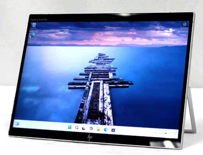 HP Elite X2 G8 Tablet Touchscreen intel i5-1135G7 2.4GHz 8GB RAM 128GB SSD NVME
