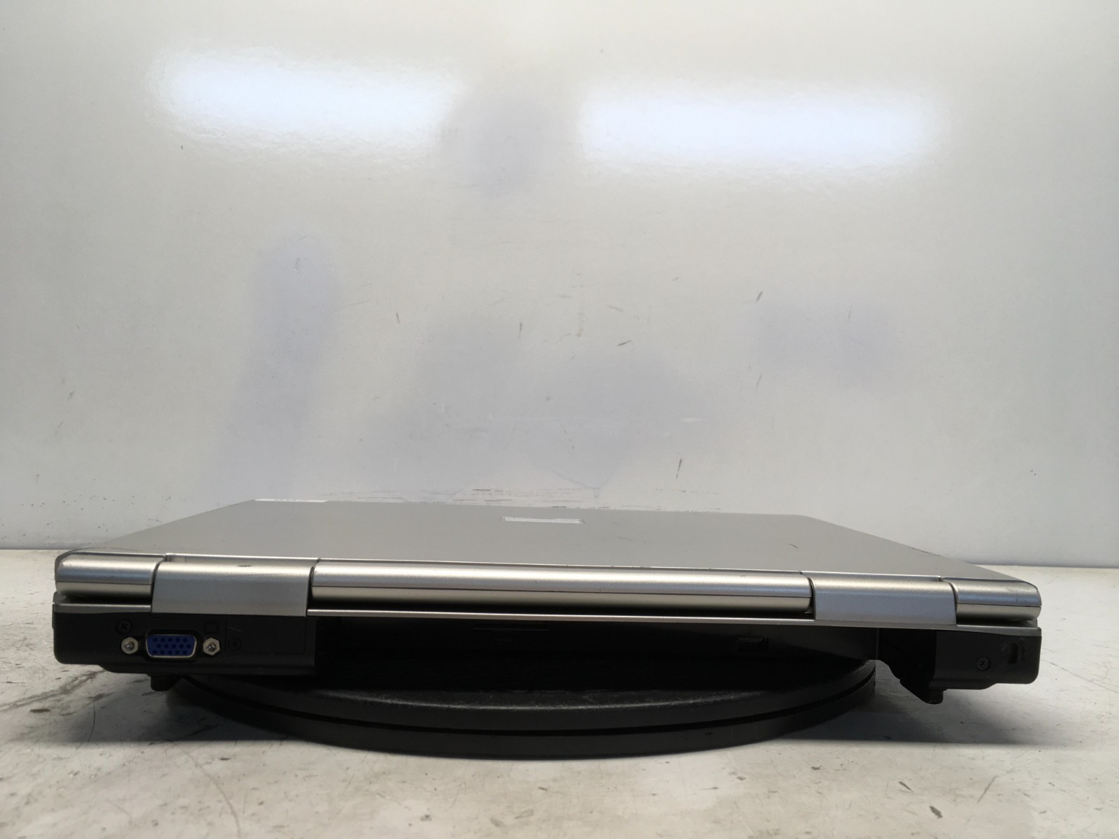 Averatec 5500 Mobile AMD Sempron 2600+ 1600MHz 480 MB NO HDD