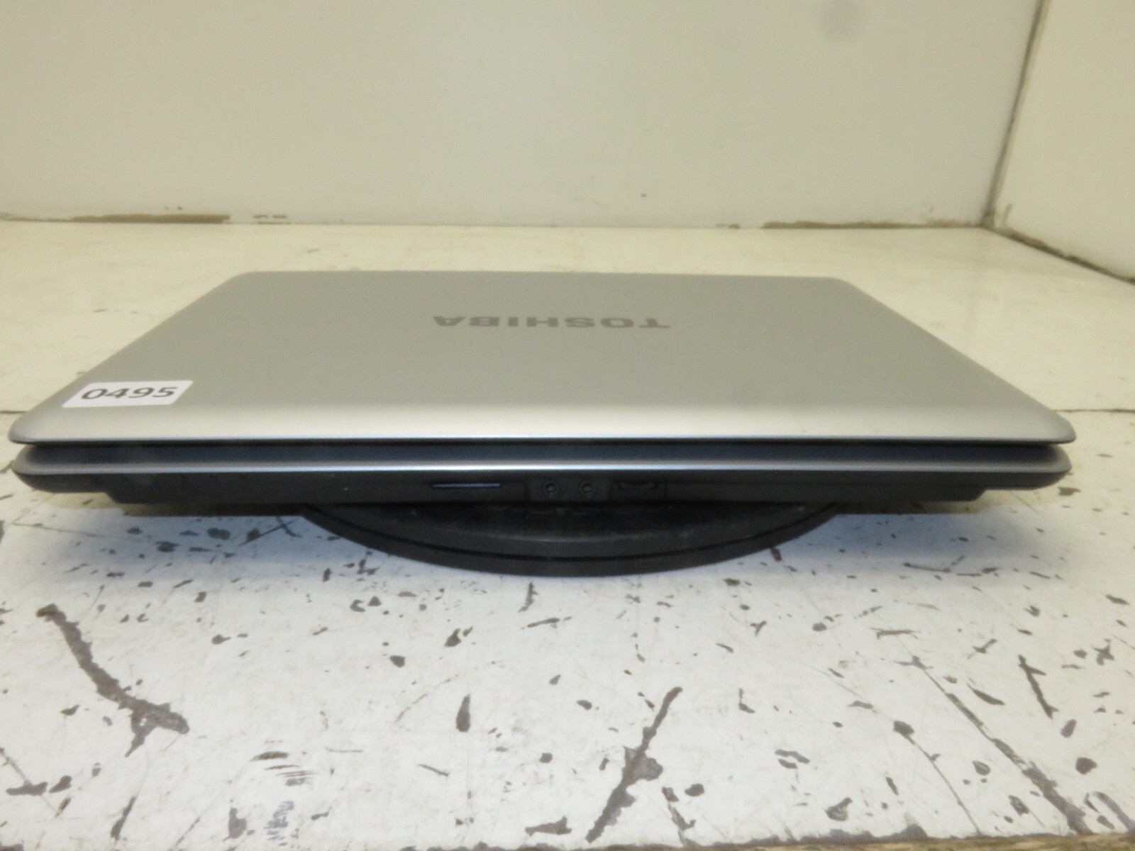Toshiba Satellite L455-S5975 Laptop Intel Celeron 900 1GB Ram No HDD or Battery