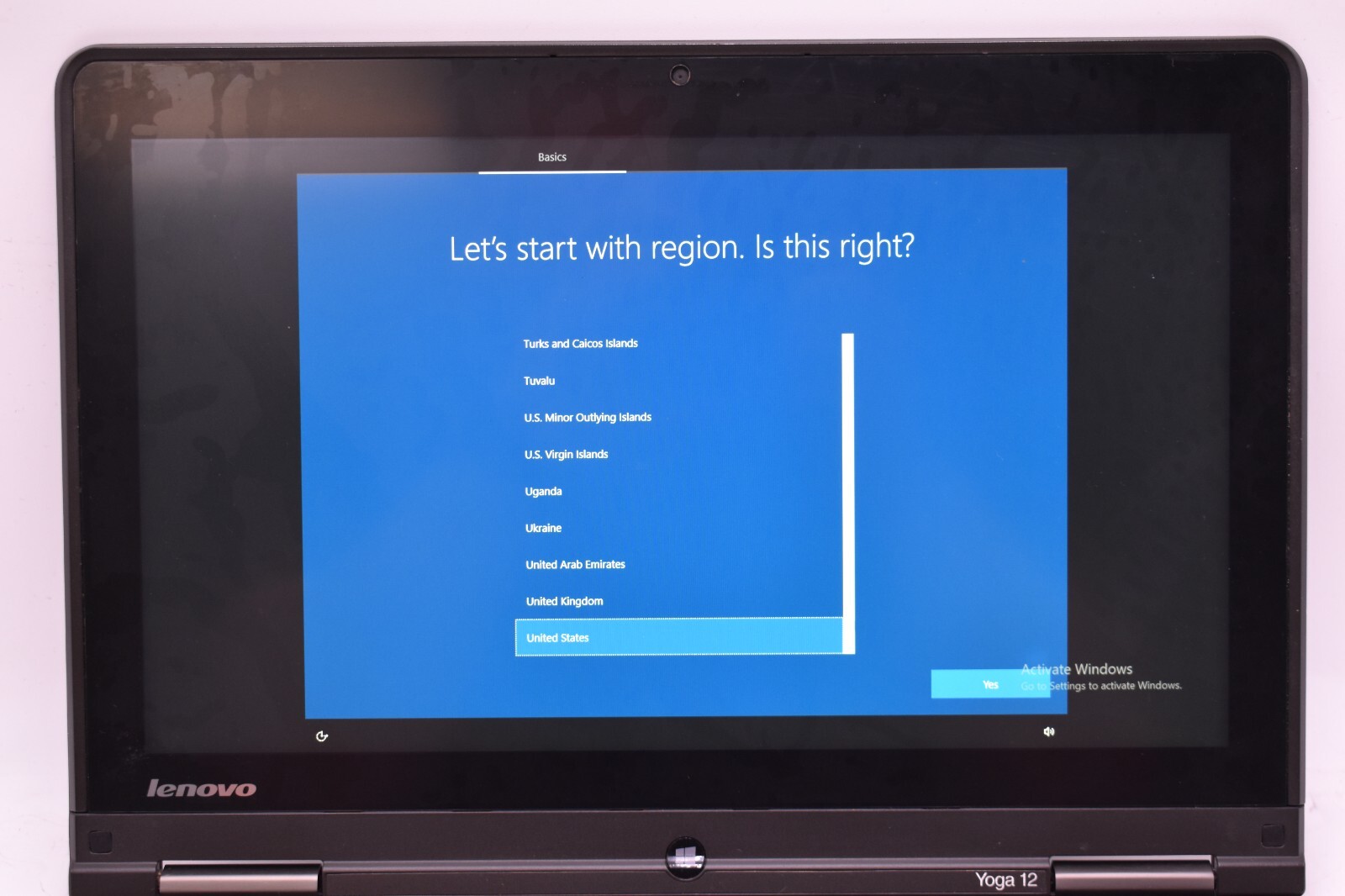 12.5″ Lenovo YOGA 12 2-IN-1 Laptop i5-5200U @ 2.20GHz 8GB RAM 128GB SSD *READ