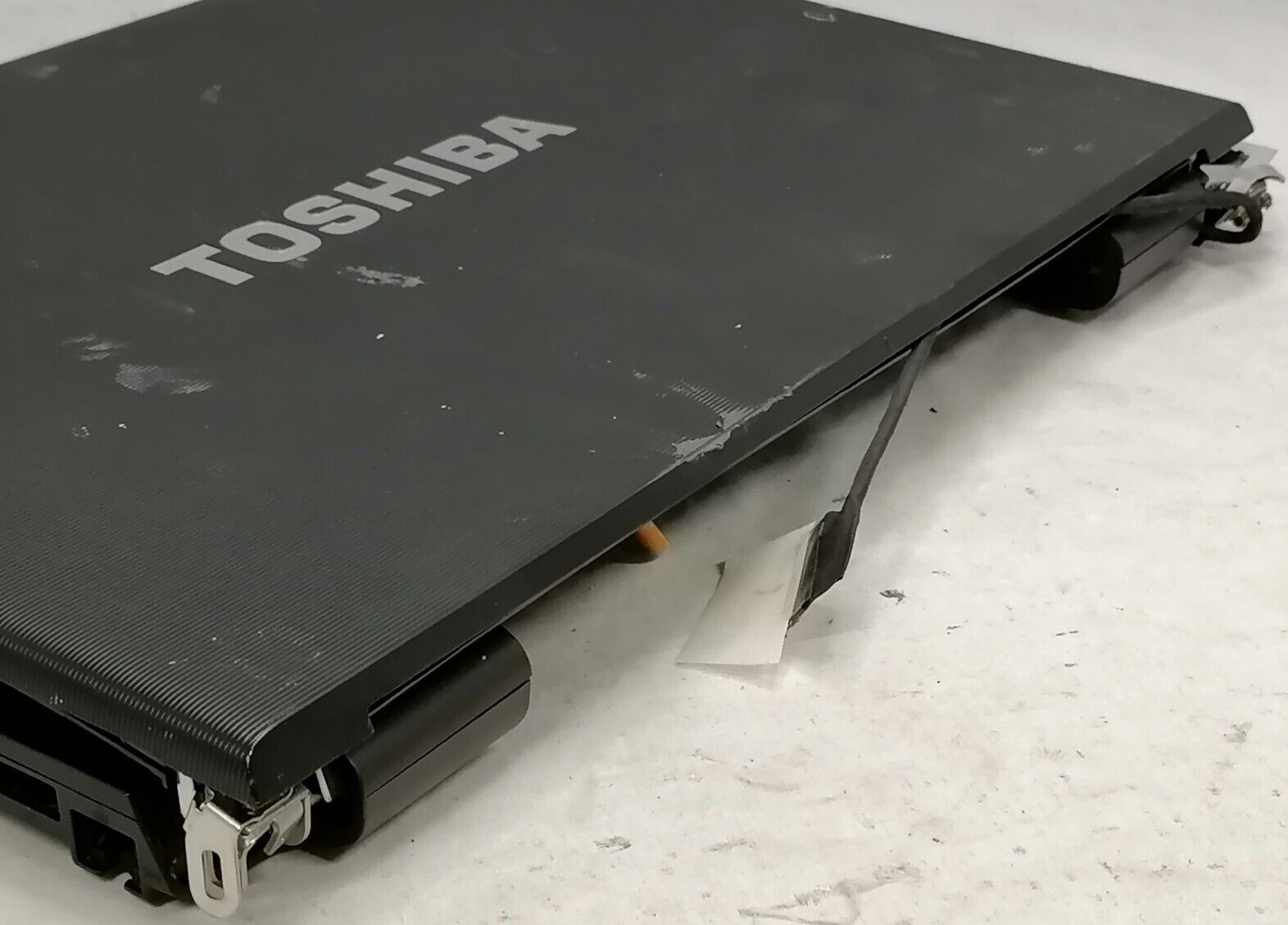 FOR PARTS 14″ Toshiba Satellite R945-P440 (i5-3210M/NO RAM/NO HDD)
