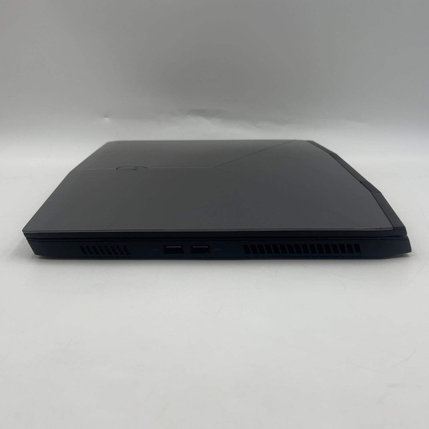 Alienware M15 15.6″ i7-8750H 2.2GHz 16GB RAM 512GB SSD GeForce RTX 2060