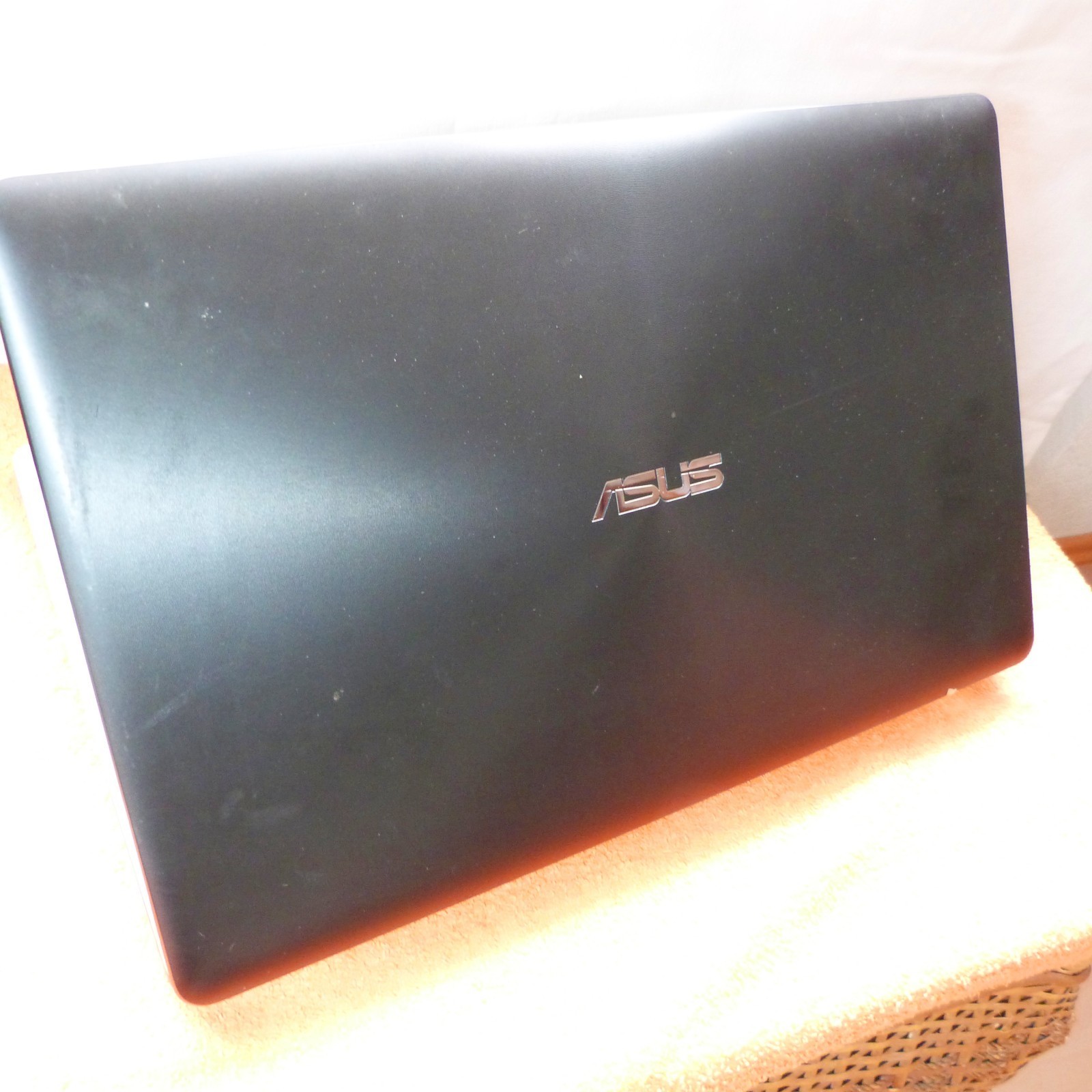 Asus R751 VivoBook ICECOOL 17 inch HDPLUS l 500GB Windows 11 HDMI TURBO i5 USB3