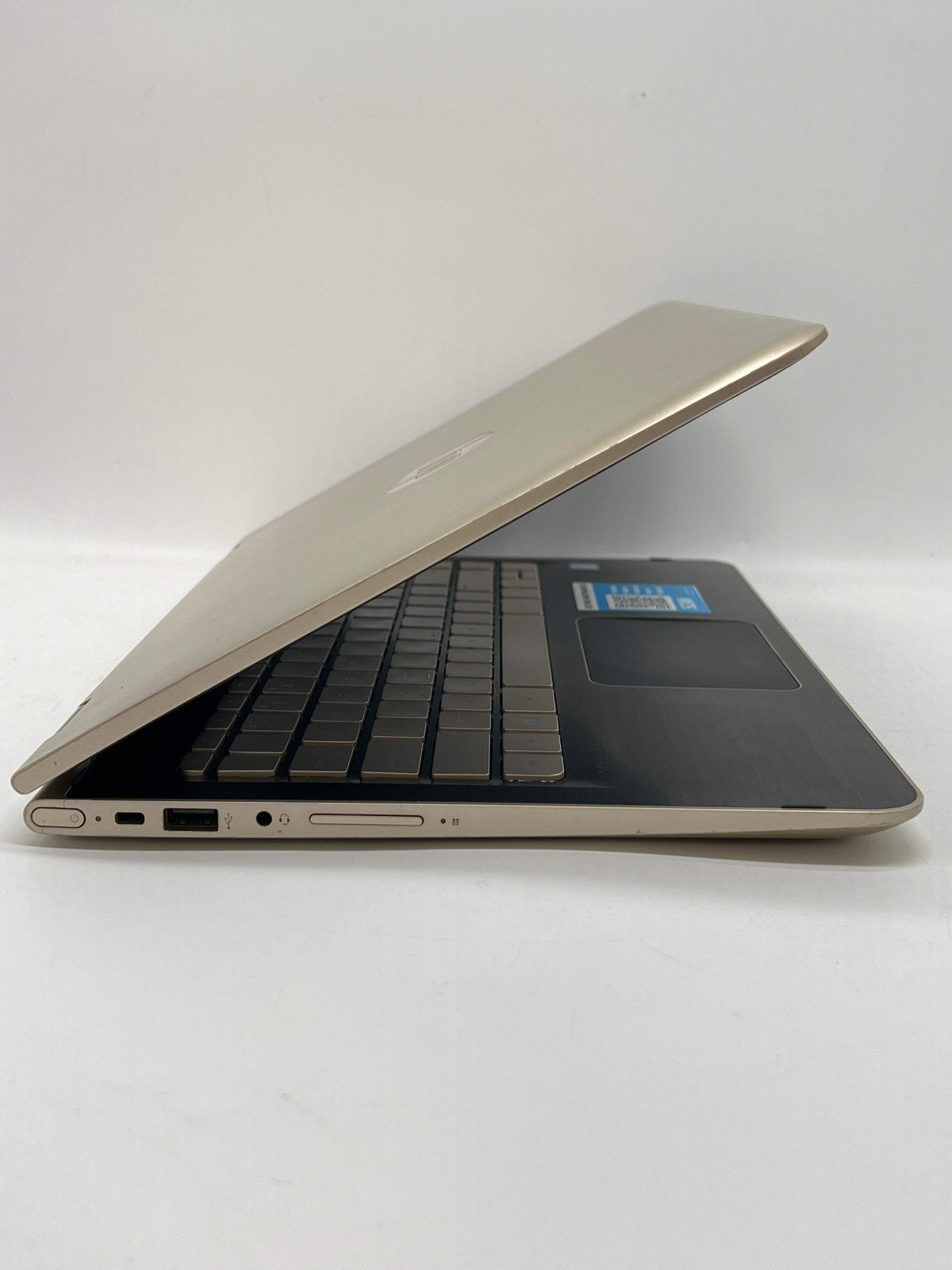 HP Pavilion x360 M3-U003DX 15.6″ Intel i5-6200U 8GB RAM 128GB SSD Gold – Used