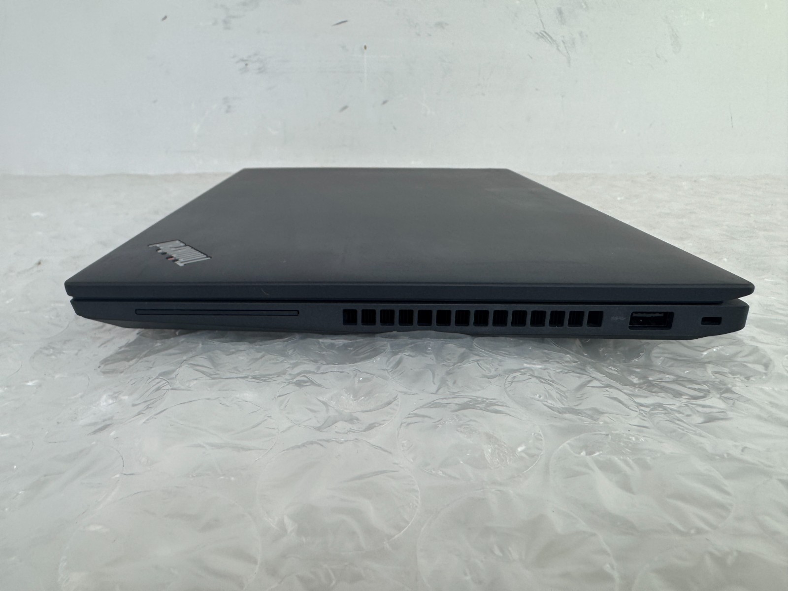 Lenovo ThinkPad T14 Gen 3 i7-1265U 16GB 512GB SSD 14″ FHD+ Win 11 Pro