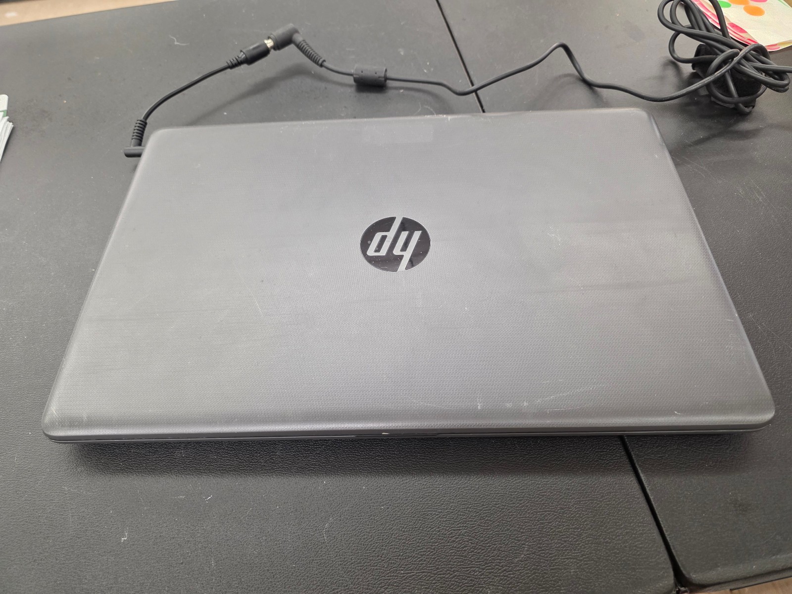 HP 255 G7 15.6 in Laptop Ryzen 3 2200U 8GB 256 GB NVME SSD Windows 11 Pro #9970