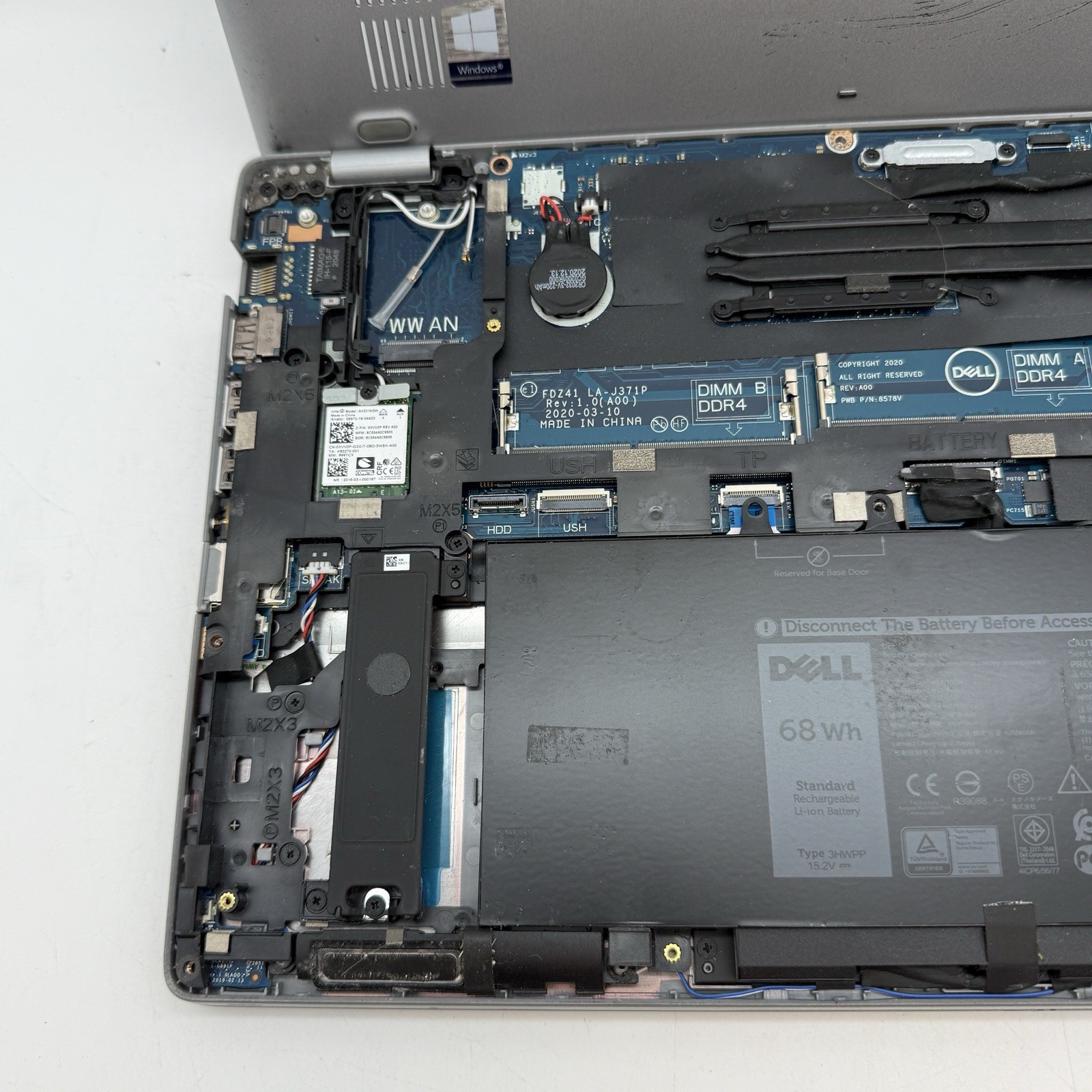 Dell Latitude 5410 14″ Intel i5-10210U @1.60GHz NO RAM/SSD “Loud Fan” L19