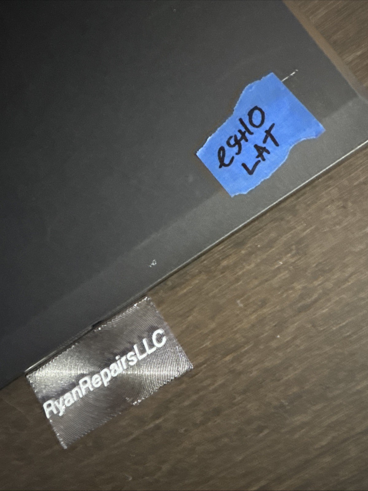 Dell Latitude E5410 14″ Laptop i5 M580 8GB Ram No Drives Boots Bios