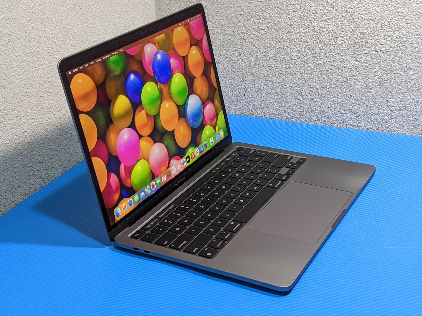 Apple MacBook Pro A2338 (2020) 13.3″ M1 8CPU/8GPU 3.2GHz 8GB 256GB SSD MYDA2LL/A