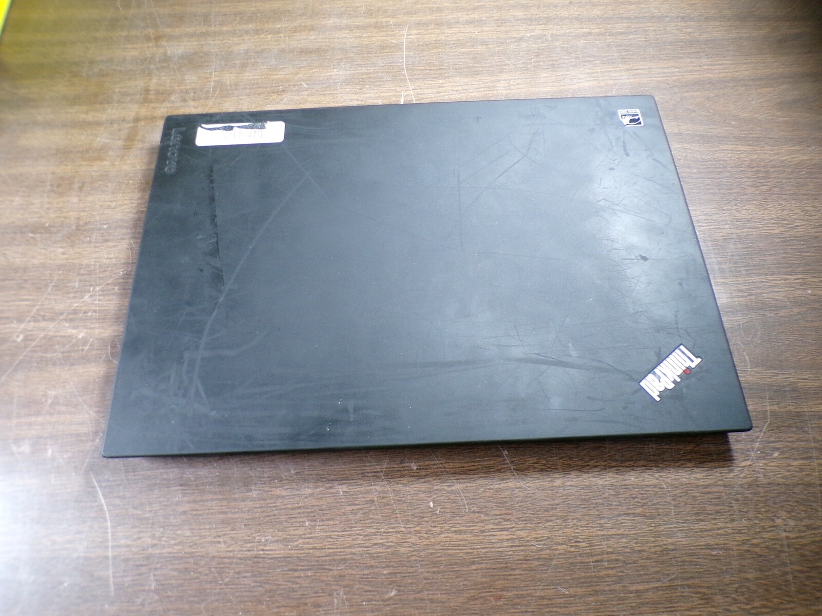 THINKPAD LENOVO T570 INTEL CORE i5-6300U 2.40GHZ 4GB RAM **NO HD/ NO CADDIE