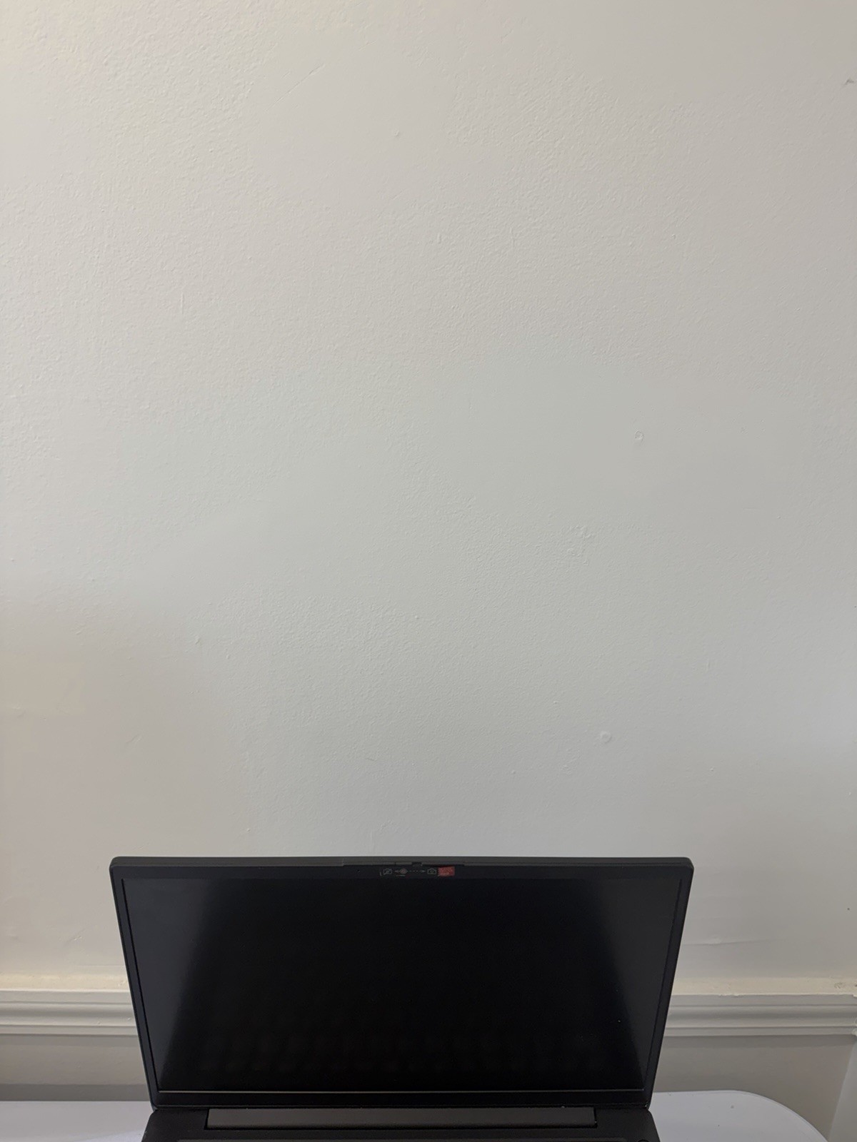 Lenovo V14-G2IL Laptop – Good Screen – Intel i5 Gen 11 – RAM 8 GB – Read Des