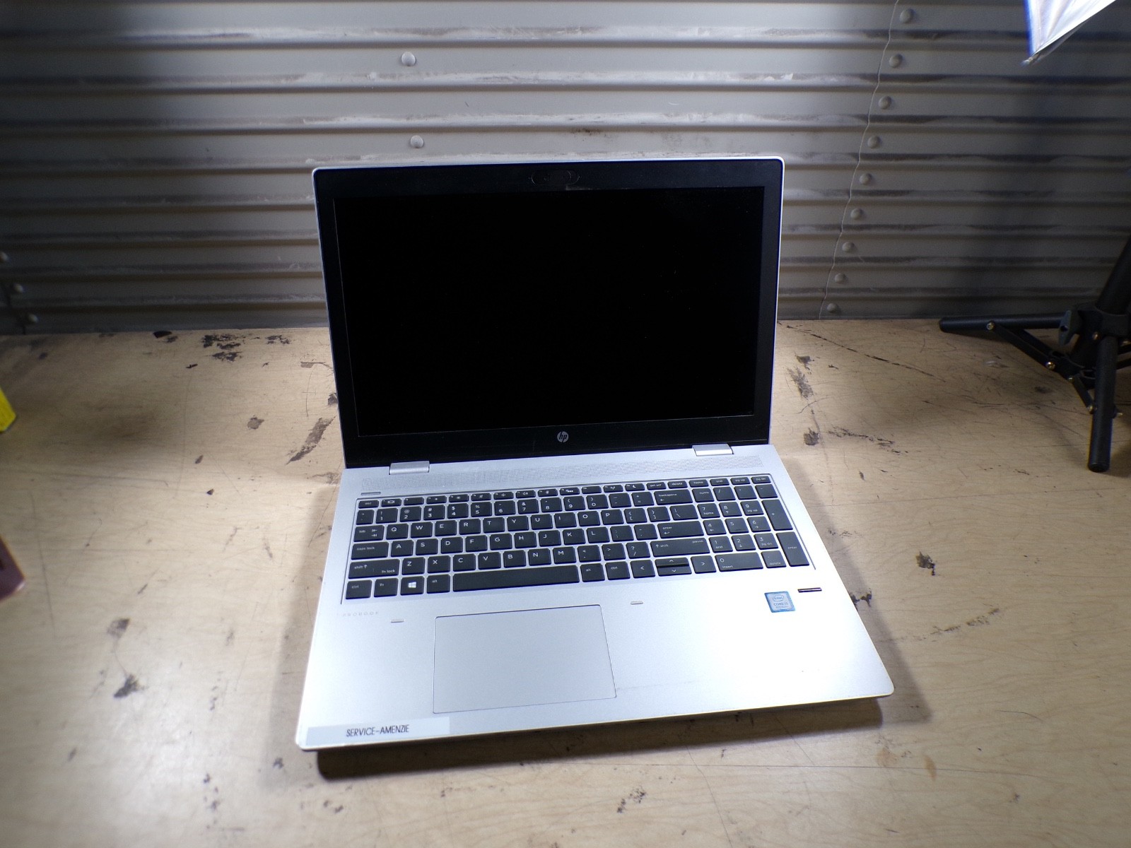 HP PROBOOK 650 G4 INTEL CORE I5 8TH GEN 8GB RAM BAD SCREEN **NO HD/ NO CADDIE