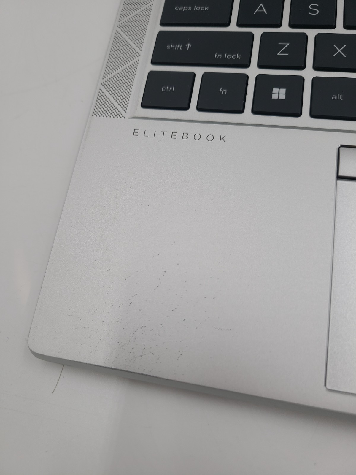 HP EliteBook 840 G8 i7-1165G7 2.80GHz 16GB Ram 512GB SSD Win 11 Pro