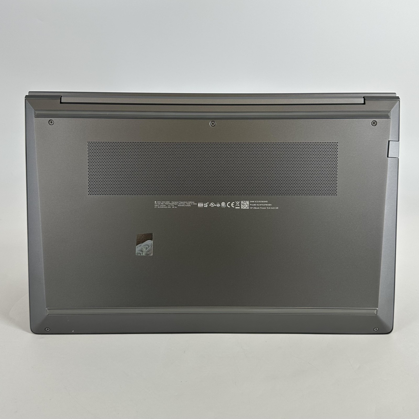 HP ZBook Power 15 G9 FHD 2.4 GHz i7-12800H 32GB 1TB SSD RTX A2000 Excellent