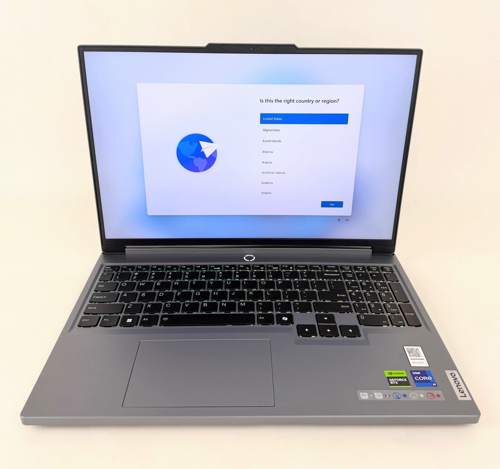 Lenovo Legion 5 16IRX9 16″ 2560×1600 i9-14900HX 32GB 1TB SSD RTX 4060 W11H