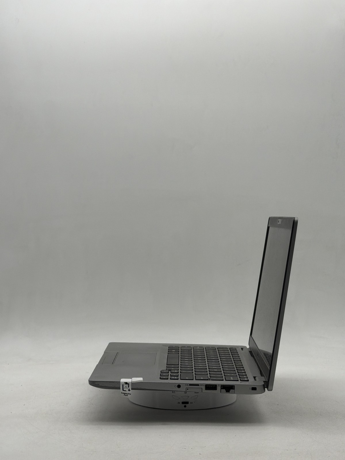 Dell Latitude 5310 13.3″ i5-10310U 16GB 256GB NO OS — READ