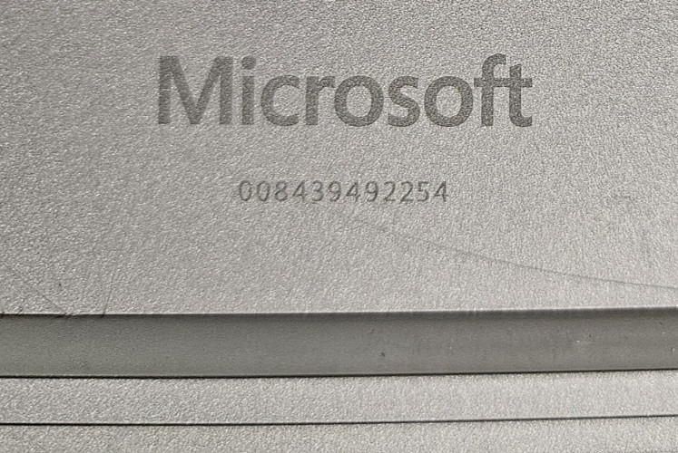 Microsoft Surface Book 2 13.5″ i7-8650U 1.9GHz 16GB RAM 512GB SSD GTX 1050