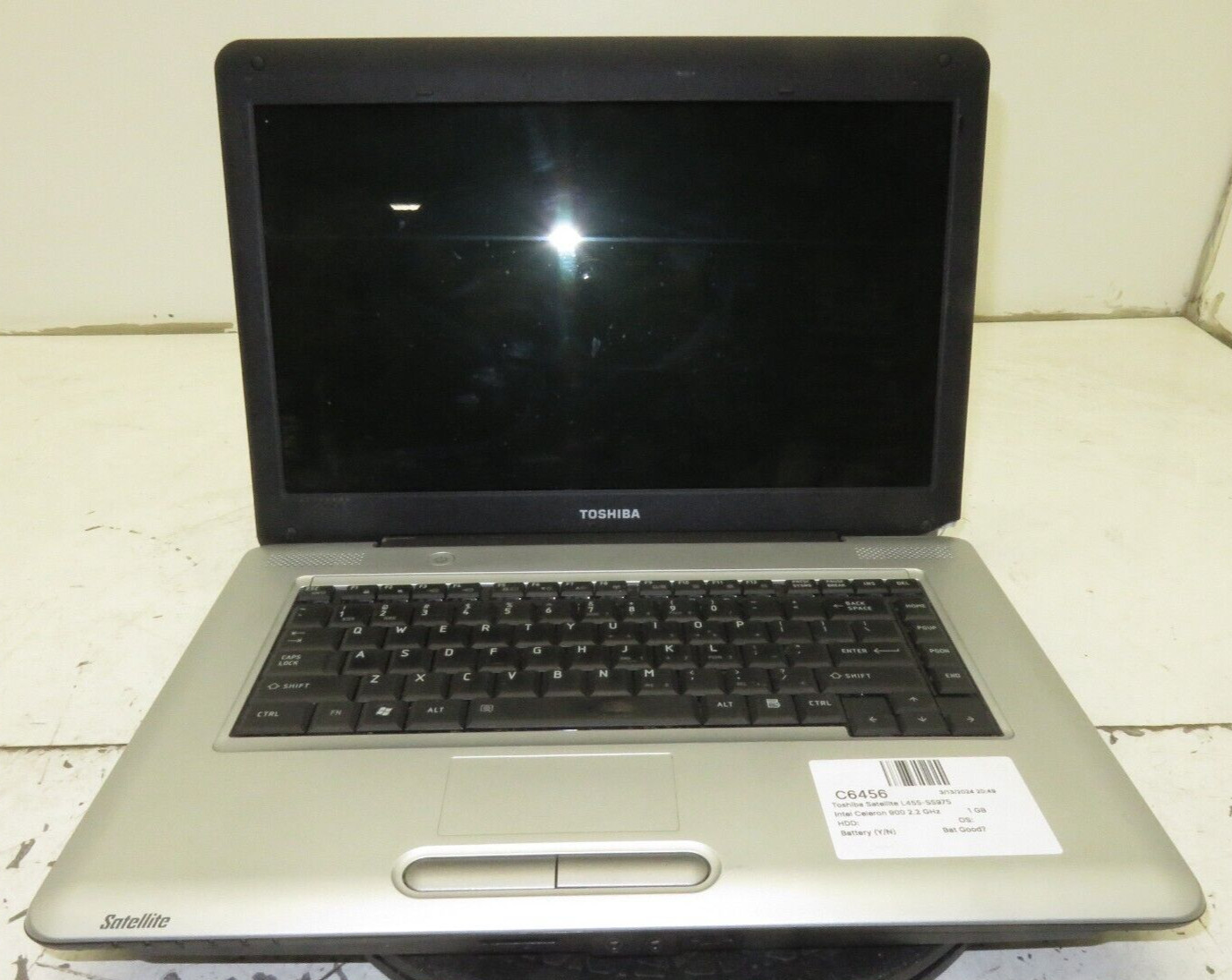 Toshiba Satellite L455-S5975 Laptop Intel Celeron 900 1GB Ram No HDD or Battery