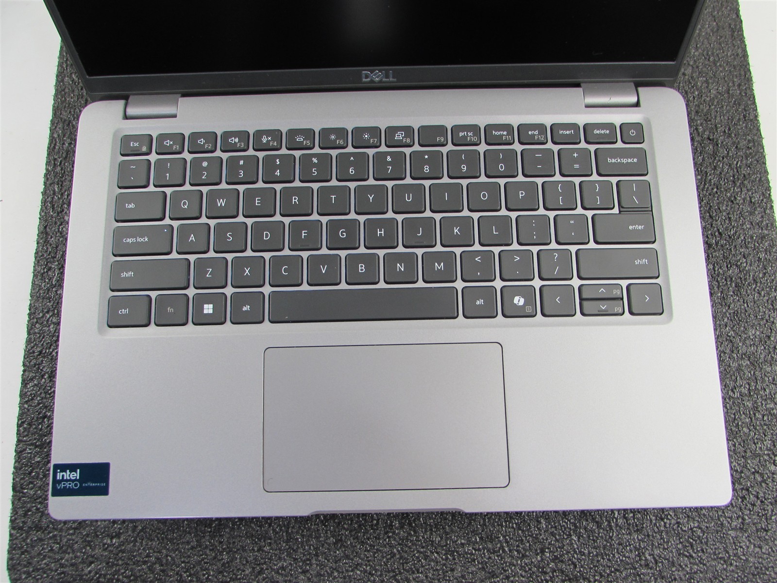 DELL LATITUDE 5450 1920X1080 FHD CORE ULTRA 5 135U 512GB SSD NO RAM NO O.S