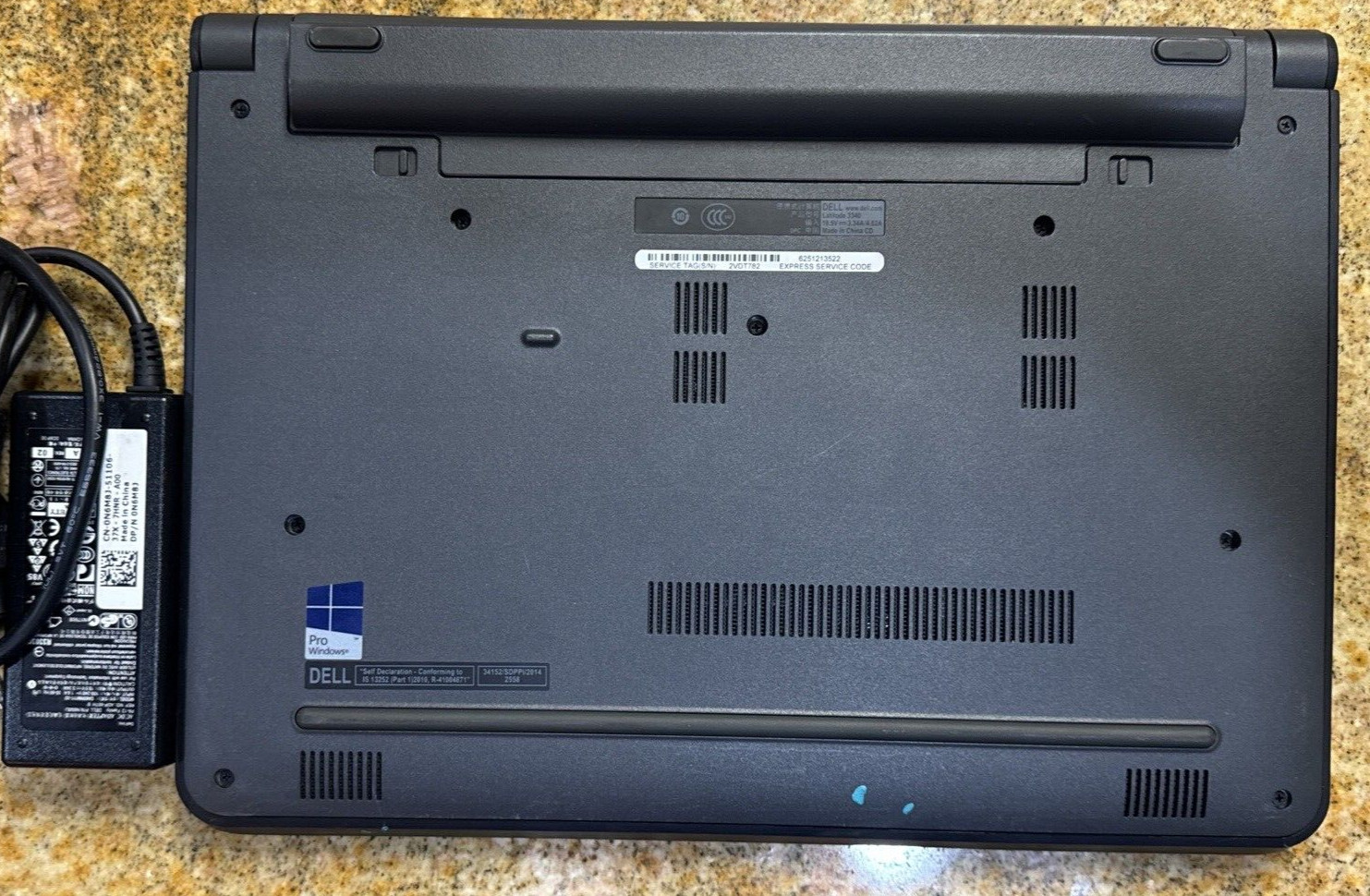 DELL LATITUDE 3340 13.3″ Core i3-4030U 1.90GHZ 4GB RAM 80GB SSD Windows 10 Pro
