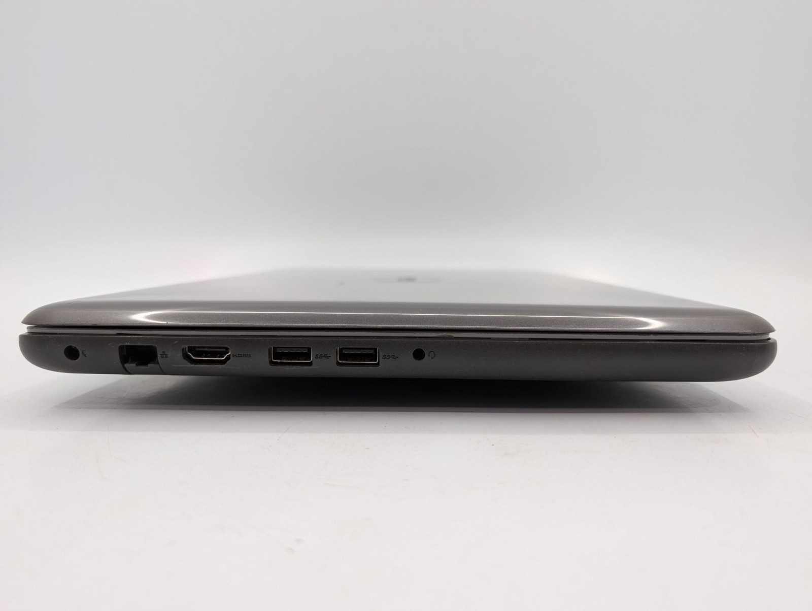 Dell Inspiron 5565 15.6″ Laptop A9-9400 No RAM No SSD Missing HDD Connector