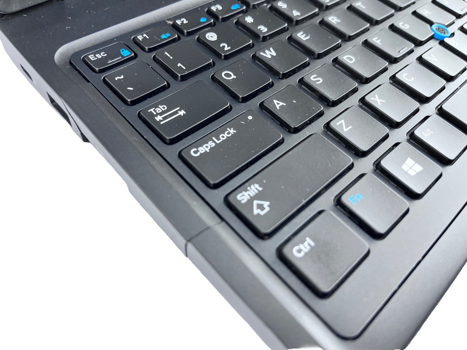 Dell Latitude 5590 15″ HD i7-8650U @ 1.9 GHz 8GB 512GB *Grade C*