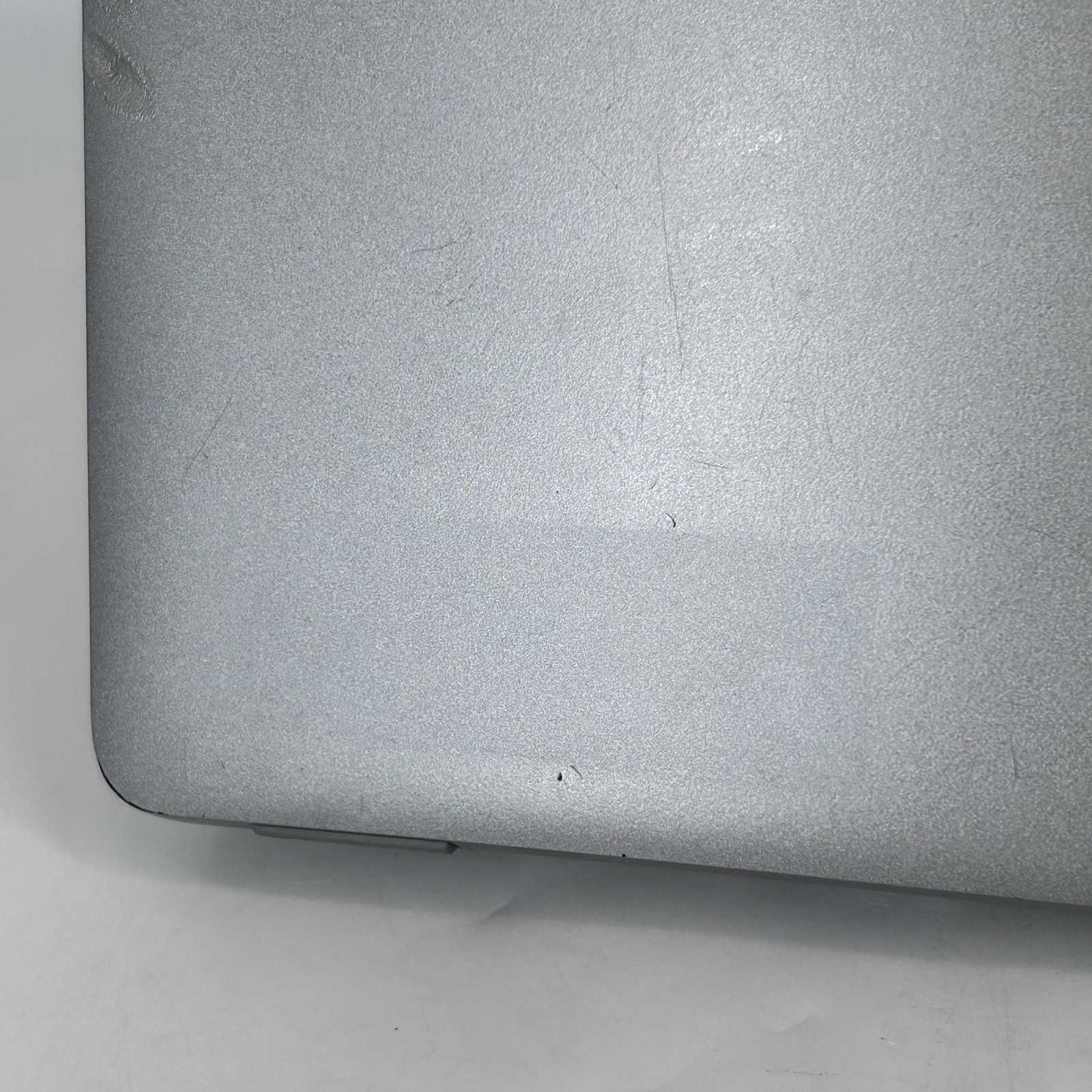 Dell Latitude 5440 14 Gray FHD 1.8 GHz i7-1365U 16GB 512GB SSD Good