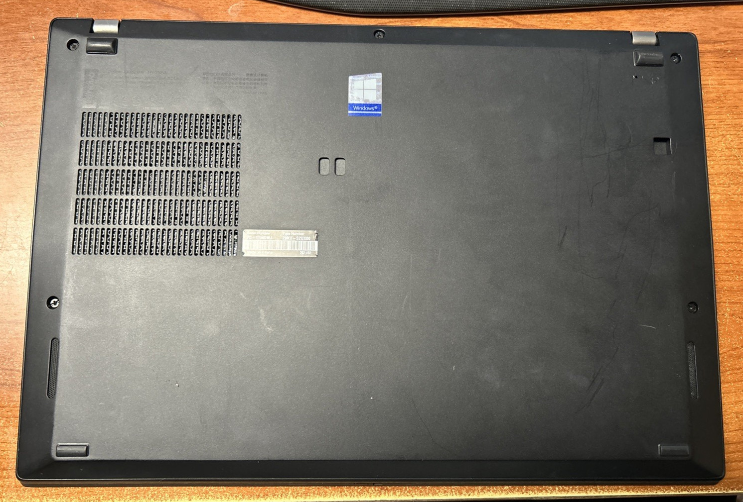 Lenovo ThinkPad T490s Laptop