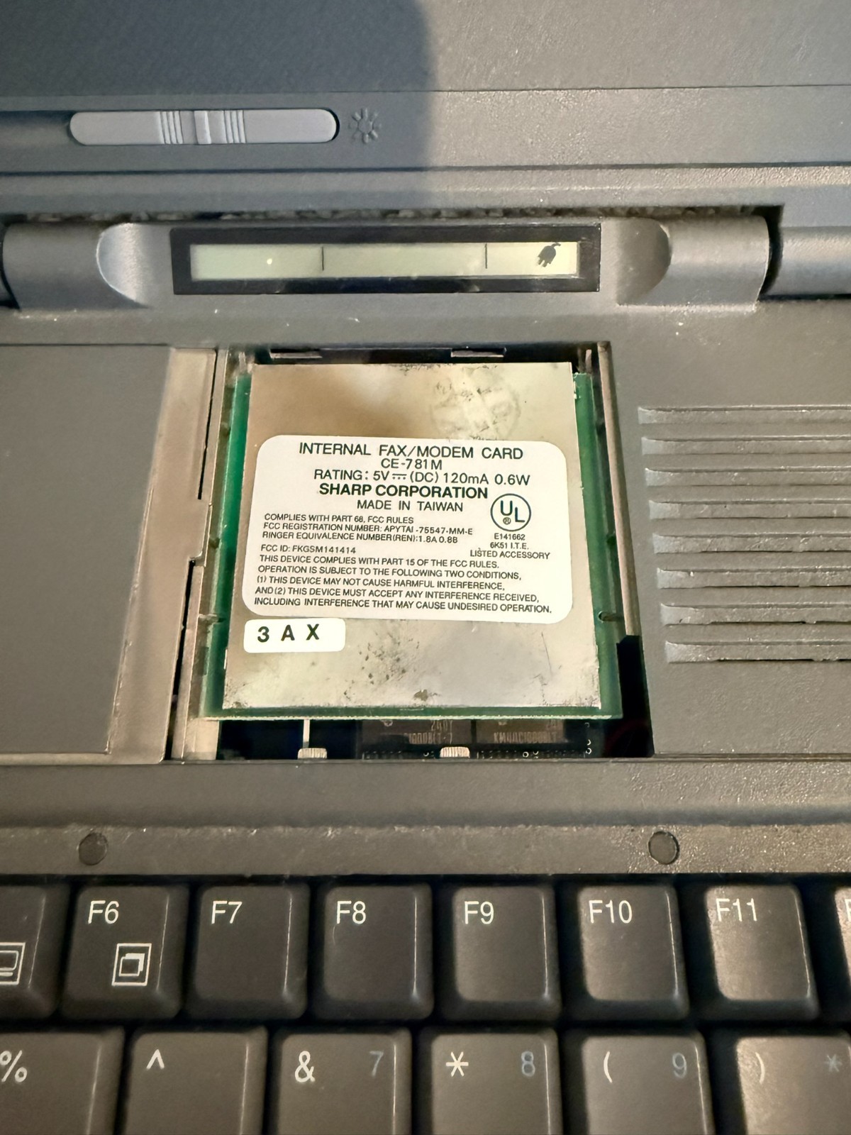 Vintage Sharp Notebook PC 8150 Used , Works Modem , Hard Drive PC Card Slot
